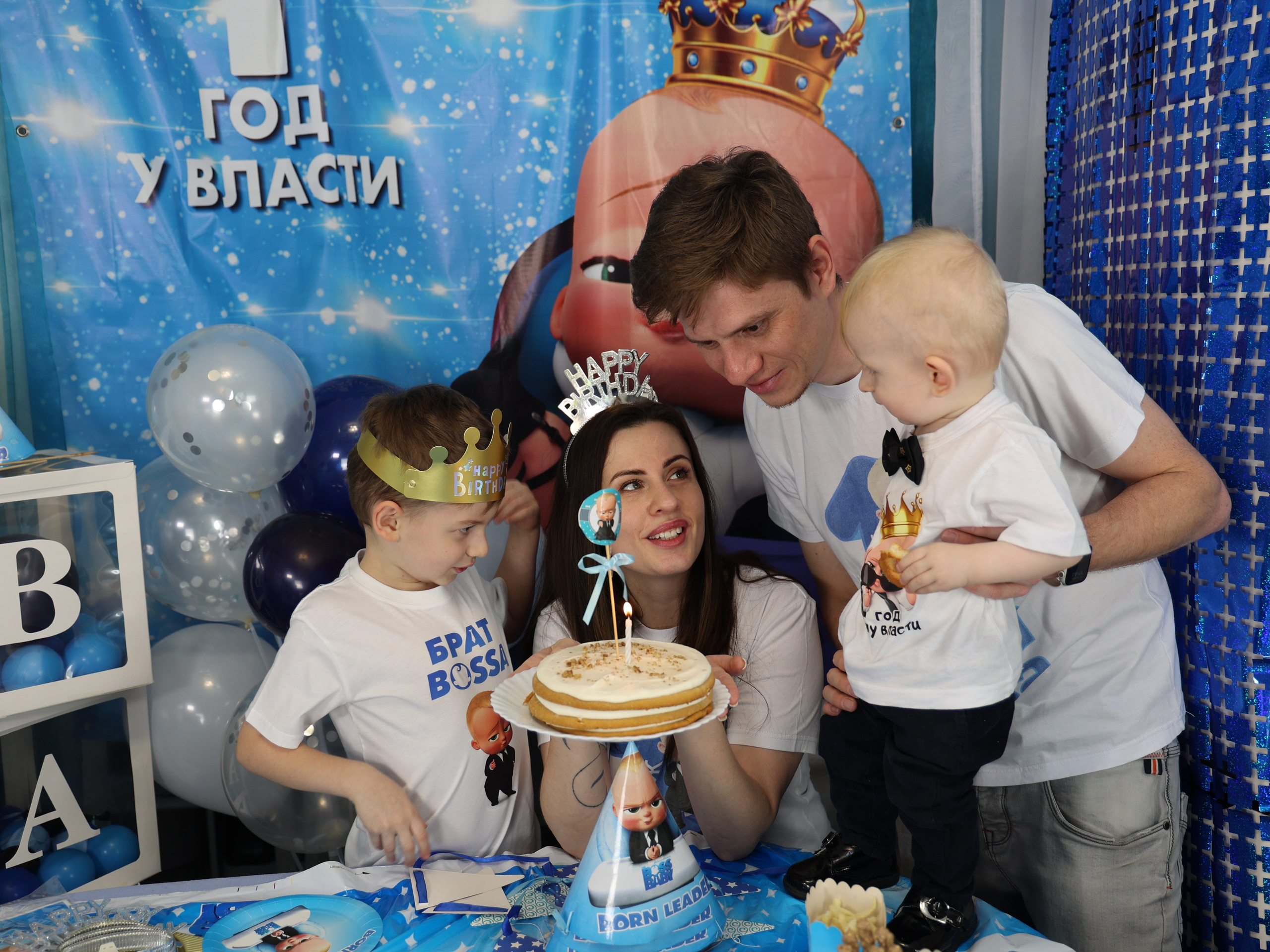 Карнавальные костюмы, вечерние и свадебные платья аренда посуточно, прокат в Жуковском. Фотограф для маркетплейсов, фотоуслуги в Жуковском Татьяна Марсуверских