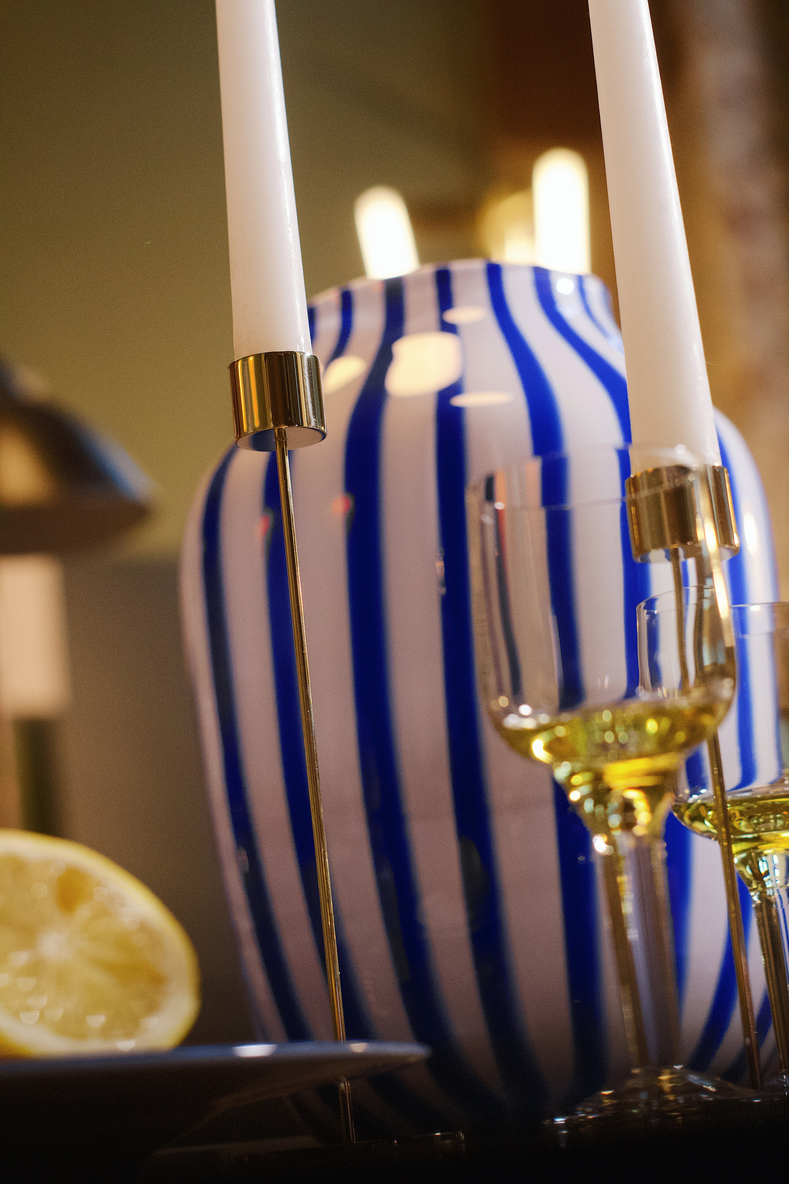 Almond. Photokoval.ru