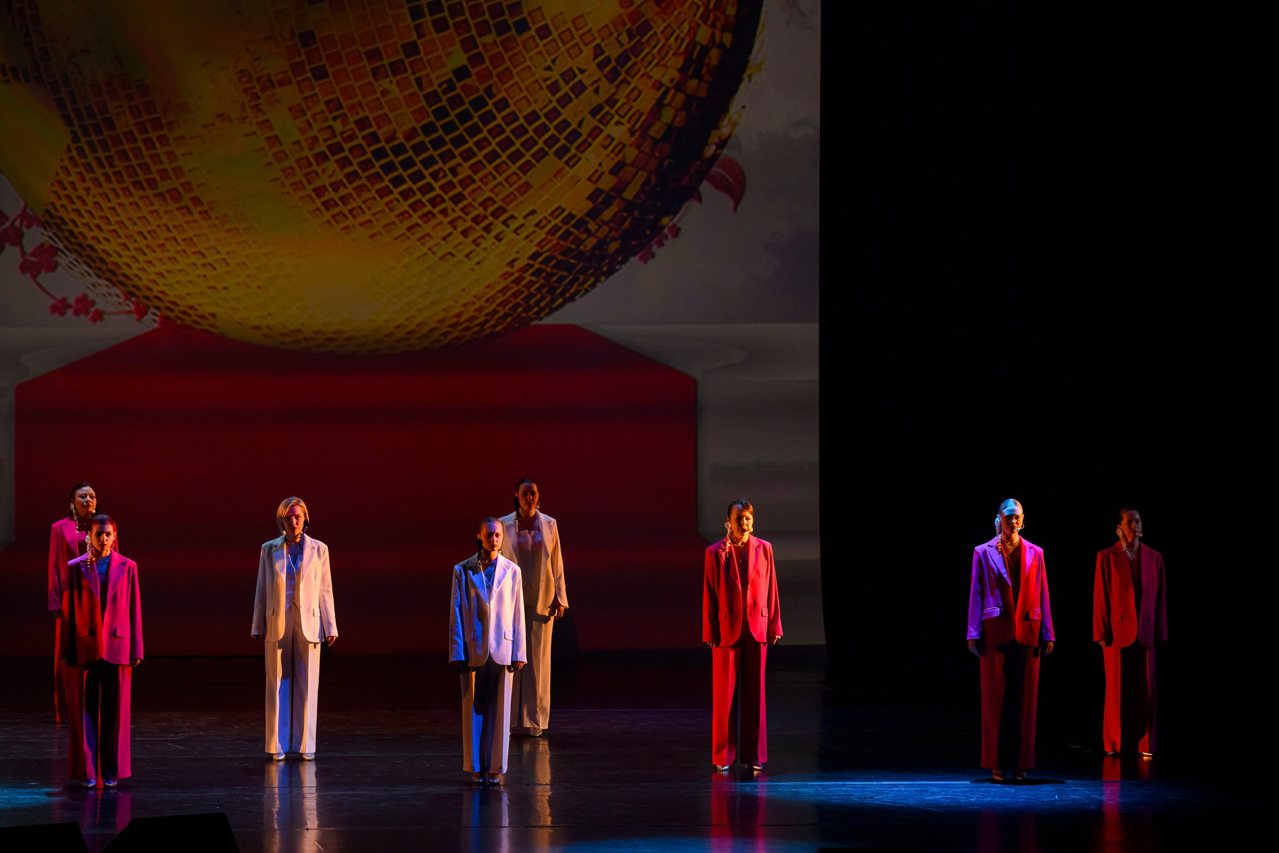 23 апреля, часть 1, БКЗ Октябрьский, г. Санкт-Петербург. Золотое яблочко