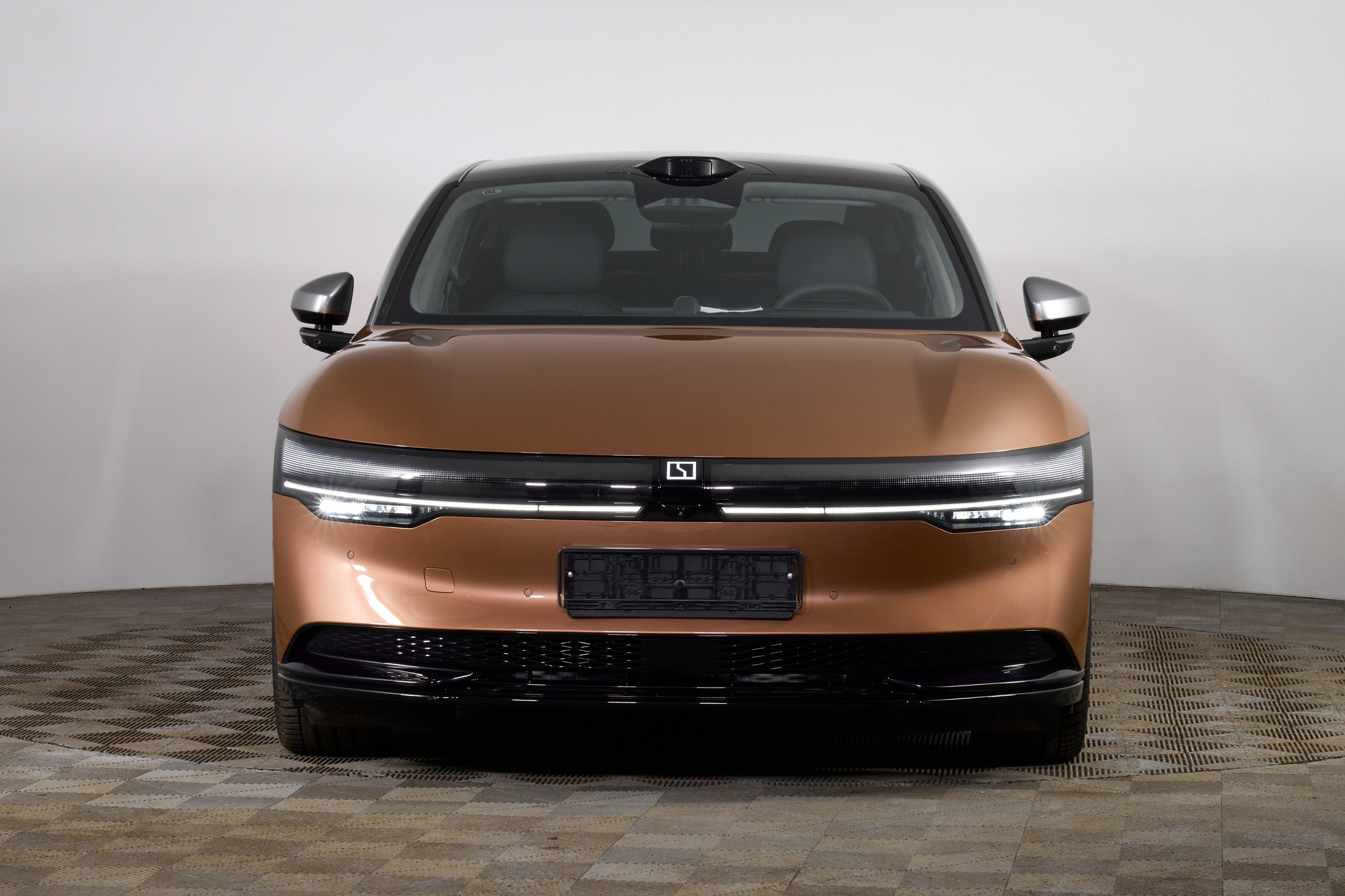 Zeekr 007_2. Фотограф Николай Прокофьев модельные тесты в Москве