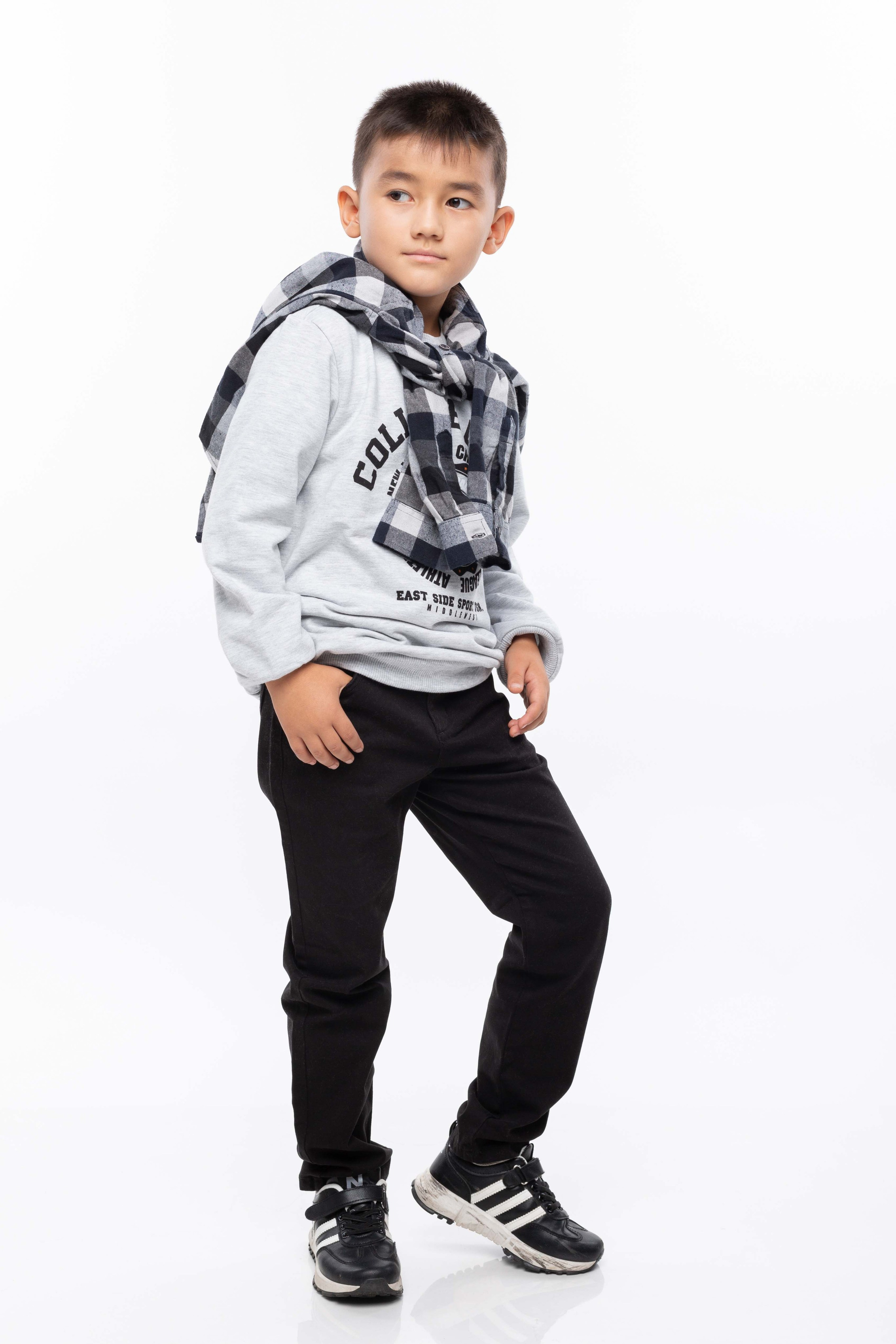 Фотосессии для кастингов, модельных агентств. Фотостудия Алматы. Семейная и детская фотостудия Family studio.Фотограф Алматы