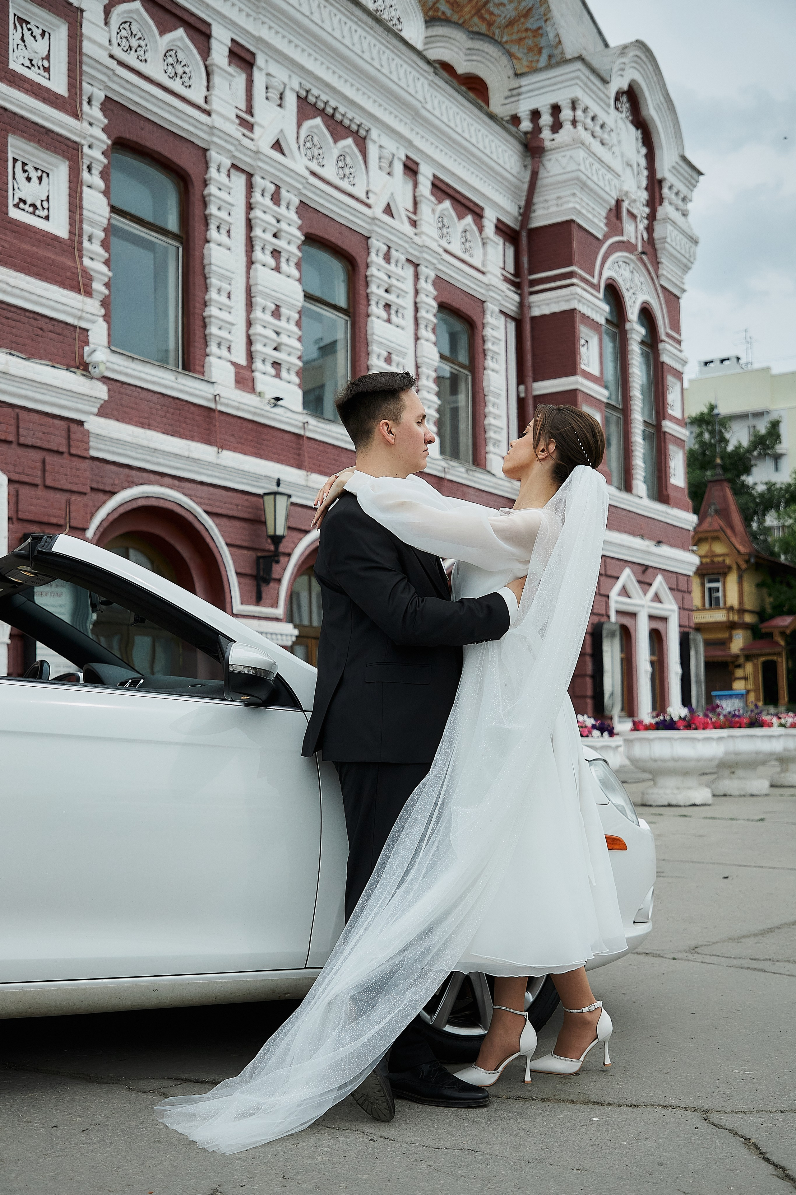 свадебная фотосессия Театр Драмы в Самаре