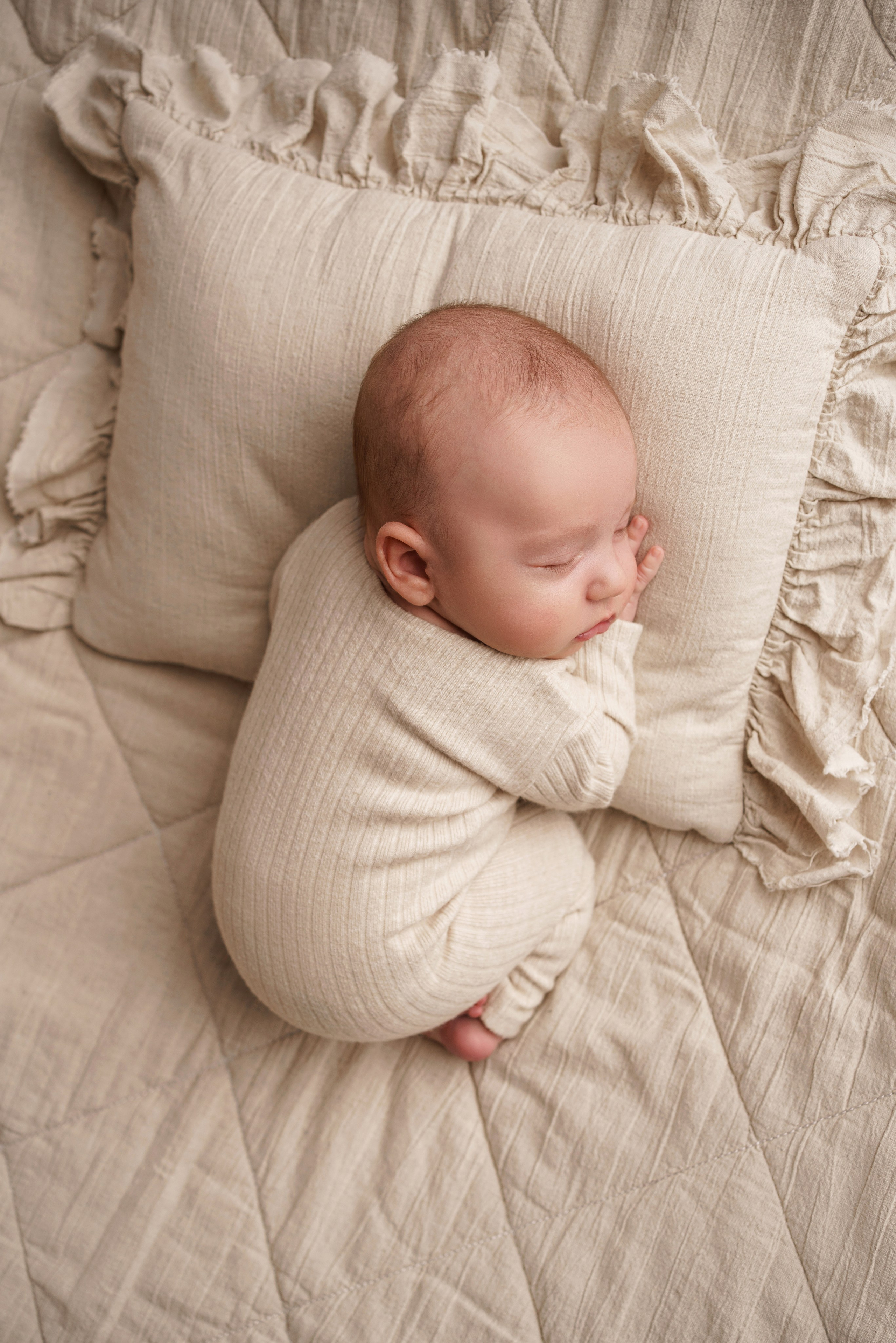 Лайф-съемка новорожденных | Первые семейные фото с малышом в Москве и МО. Фотосессия новорожденных в Москве и Московской области | Профессиональный фотограф newborn — Татьяна Иванова