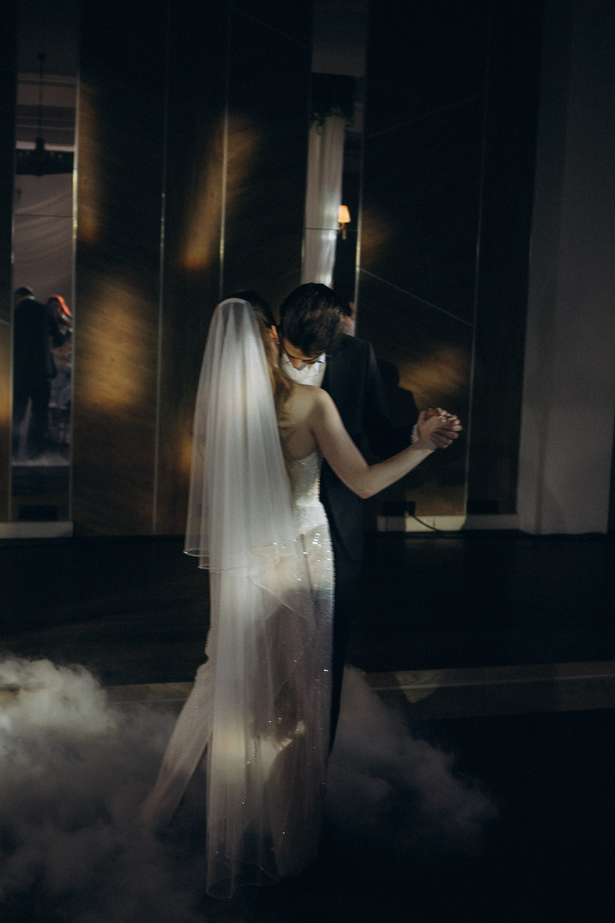 СВАДЕБНАЯ СЬЕМКА СБОРОВ В ОТЕЛЕ И ВЫЕЗД НА ЦЕРЕМОНИЮ (СНЯТО В СИБИРЕ В НИЖНЕВАРТОВСКЕ). Профессиональный фотограф, Санкт-Петербург — Виктория Богомолова