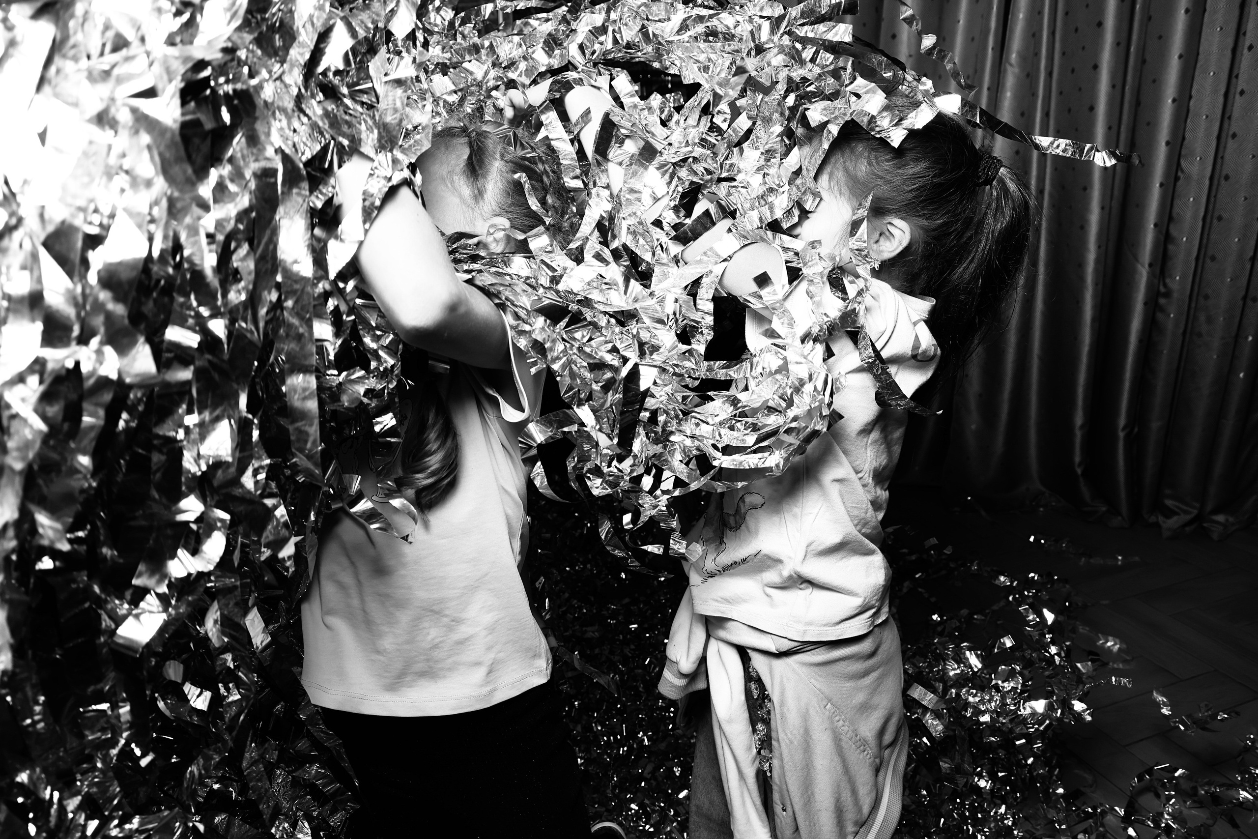 День рождения Ники и Софьи 8 и 12 лет. Фотограф Алексей Солопов