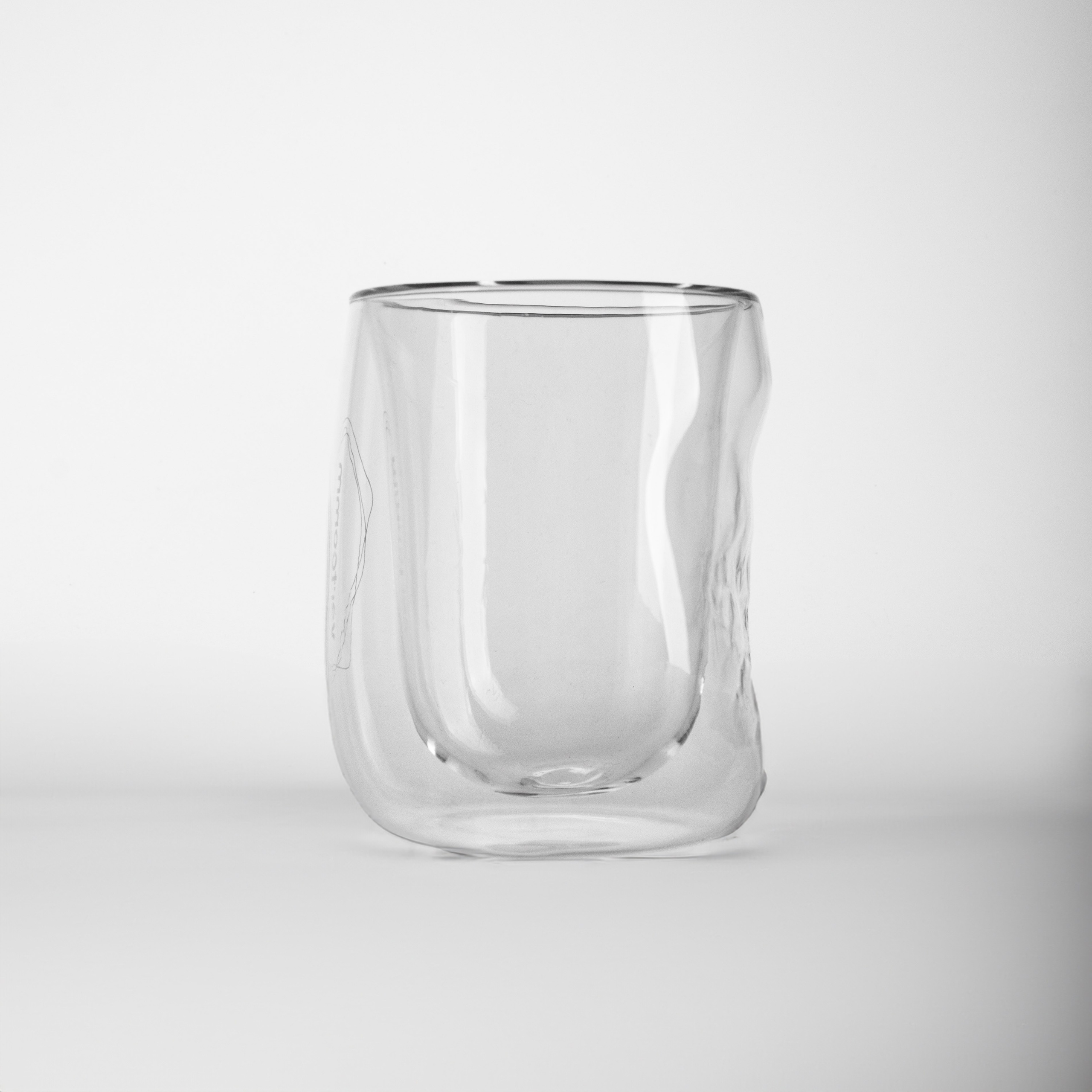 Мерчшоп vertcomm. Романова Александра фотограф в Москве