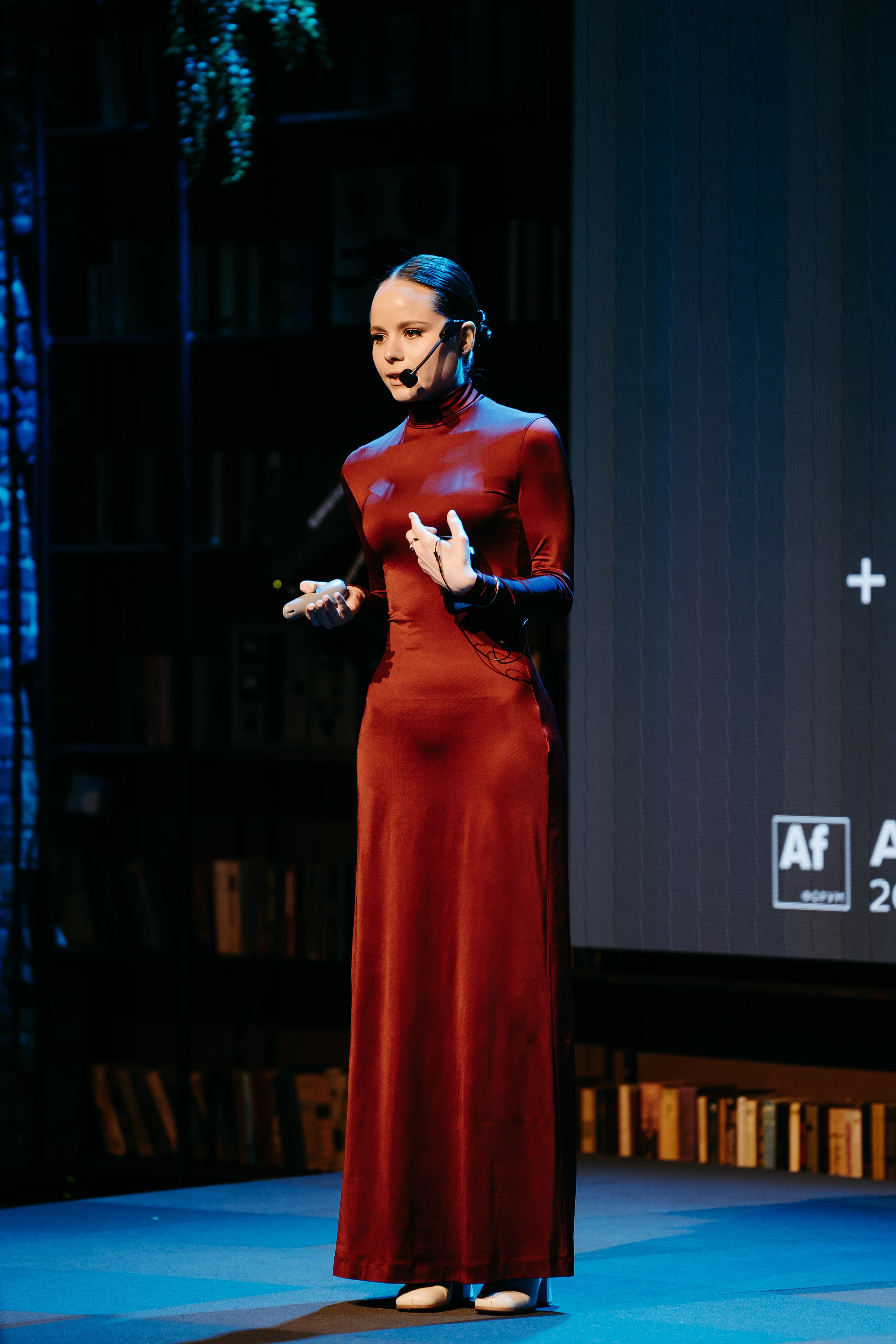 2025.04.02_АF_Антифродум. Репортажный и свадебный фотограф в Москве Рая Небогатова