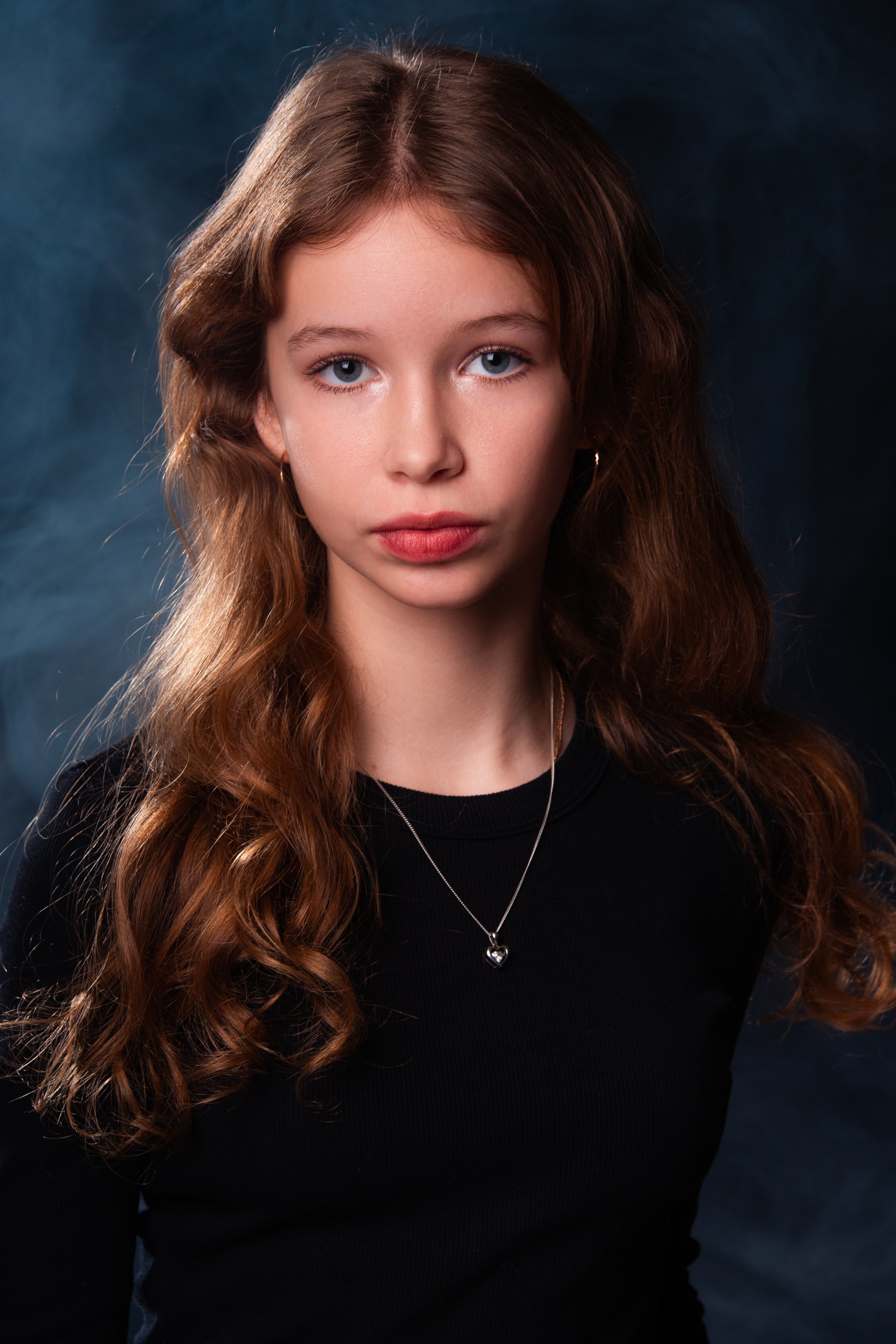 СЪЕМКА ПОРТРЕТОВ НА ЧЕРНОМ ФОНЕ + ДЫМ. ТВОЙ АЛЬБОМ / ТВОИ ПРАВИЛА