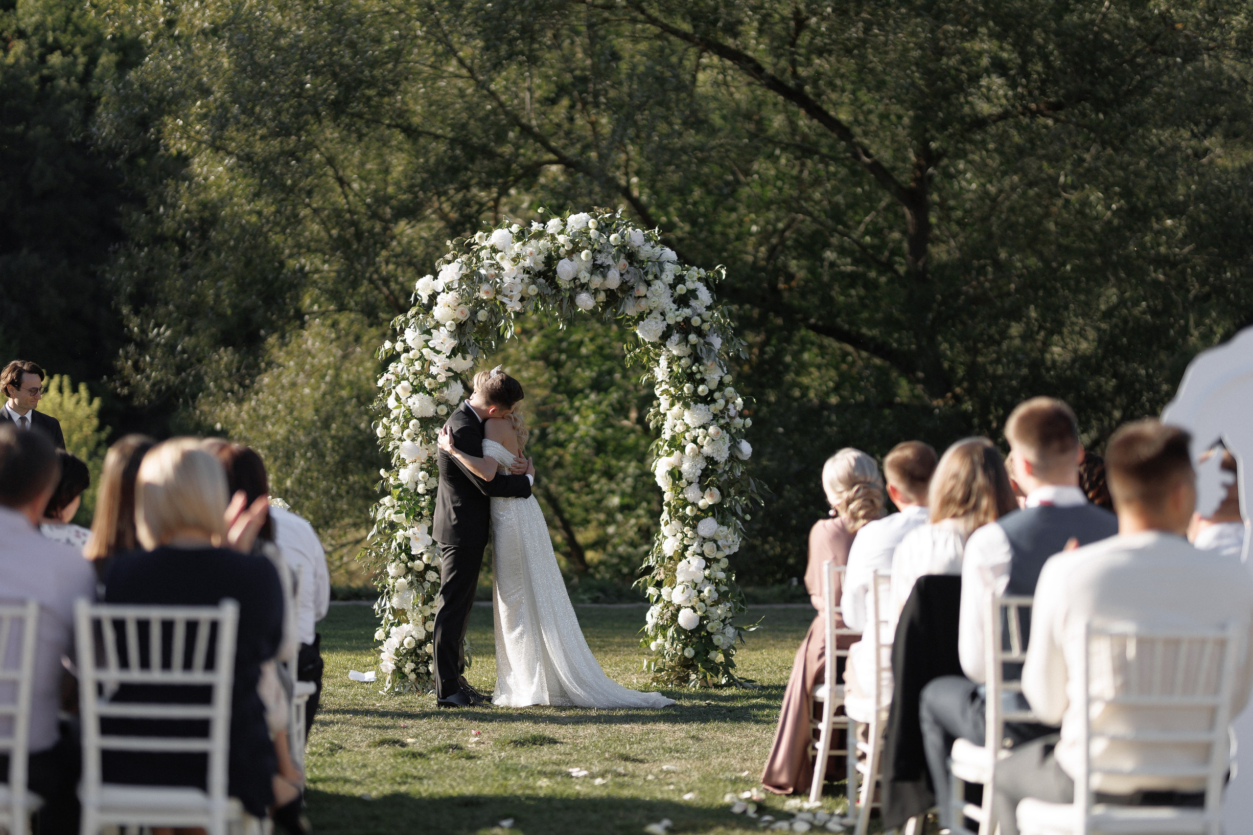 ···. Свадебный фотограф в Санкт-Петербурге Александра Чукавина