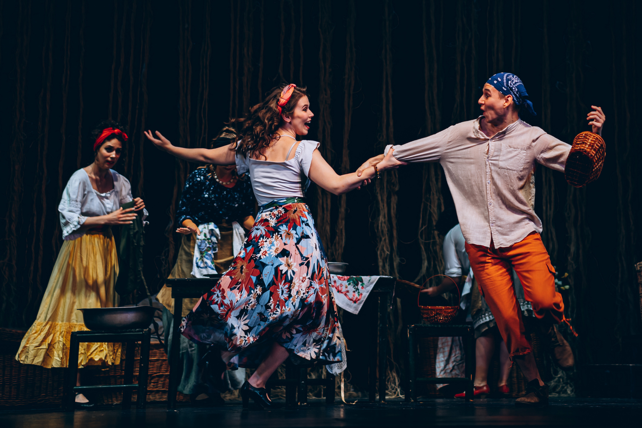 «Кьоджинские перепалки». Театр Комедии им. Н. П. Акимова. Фотограф в Санкт-Петербурге Батурина Елена