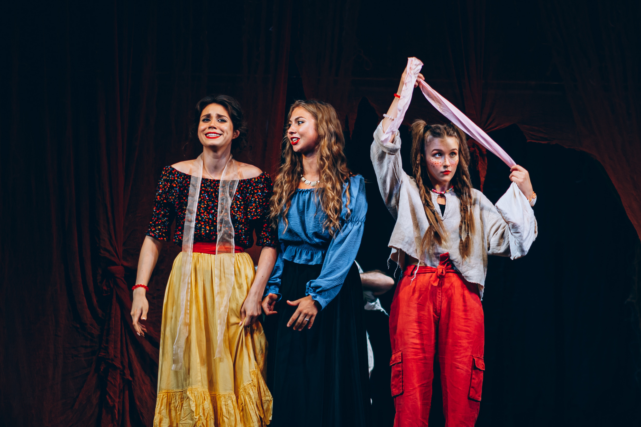 «Кьоджинские перепалки». Театр Комедии им. Н. П. Акимова. Фотограф в Санкт-Петербурге Батурина Елена