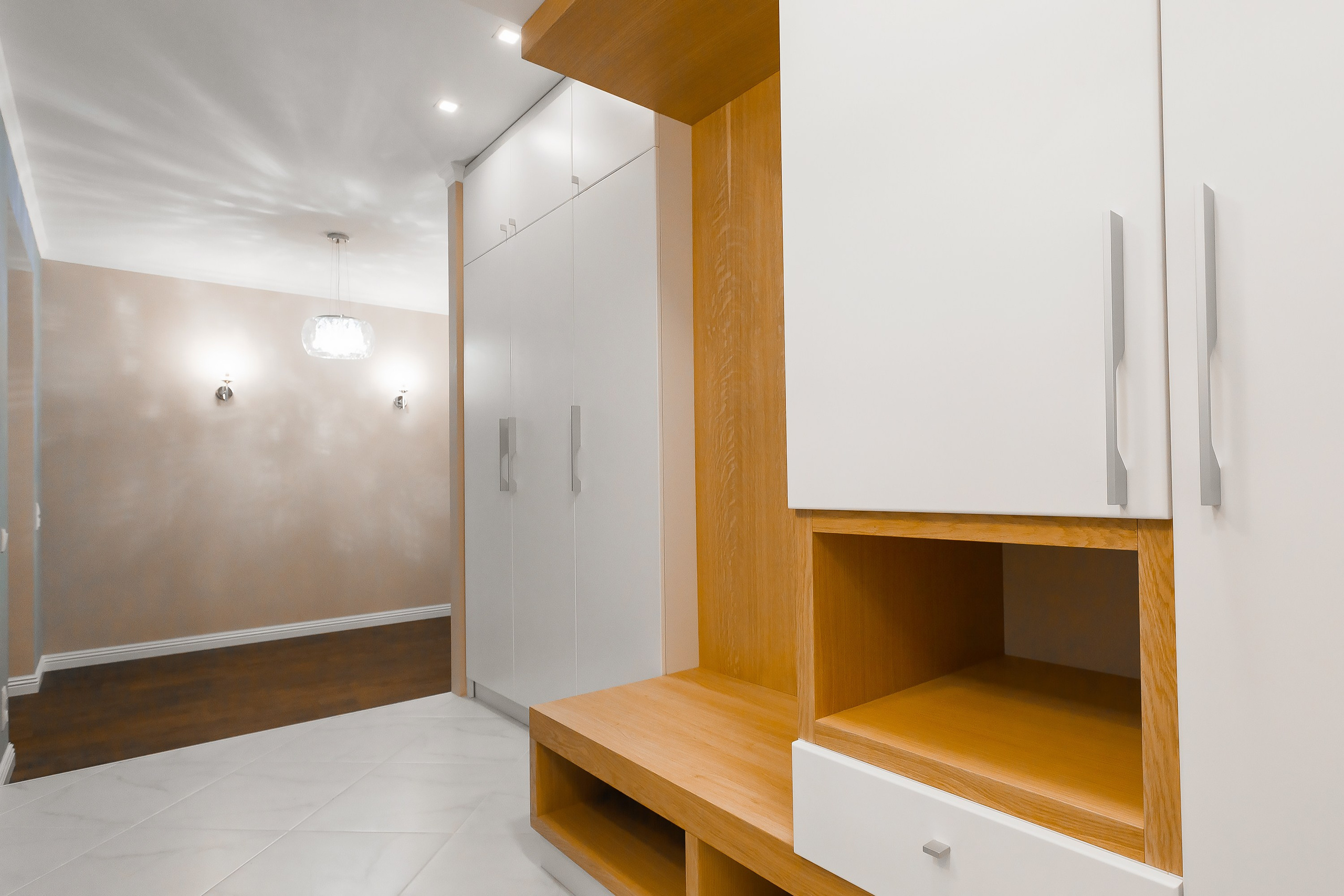 Central interior. Репортажный фотограф в Алмате Чумаков Георгий