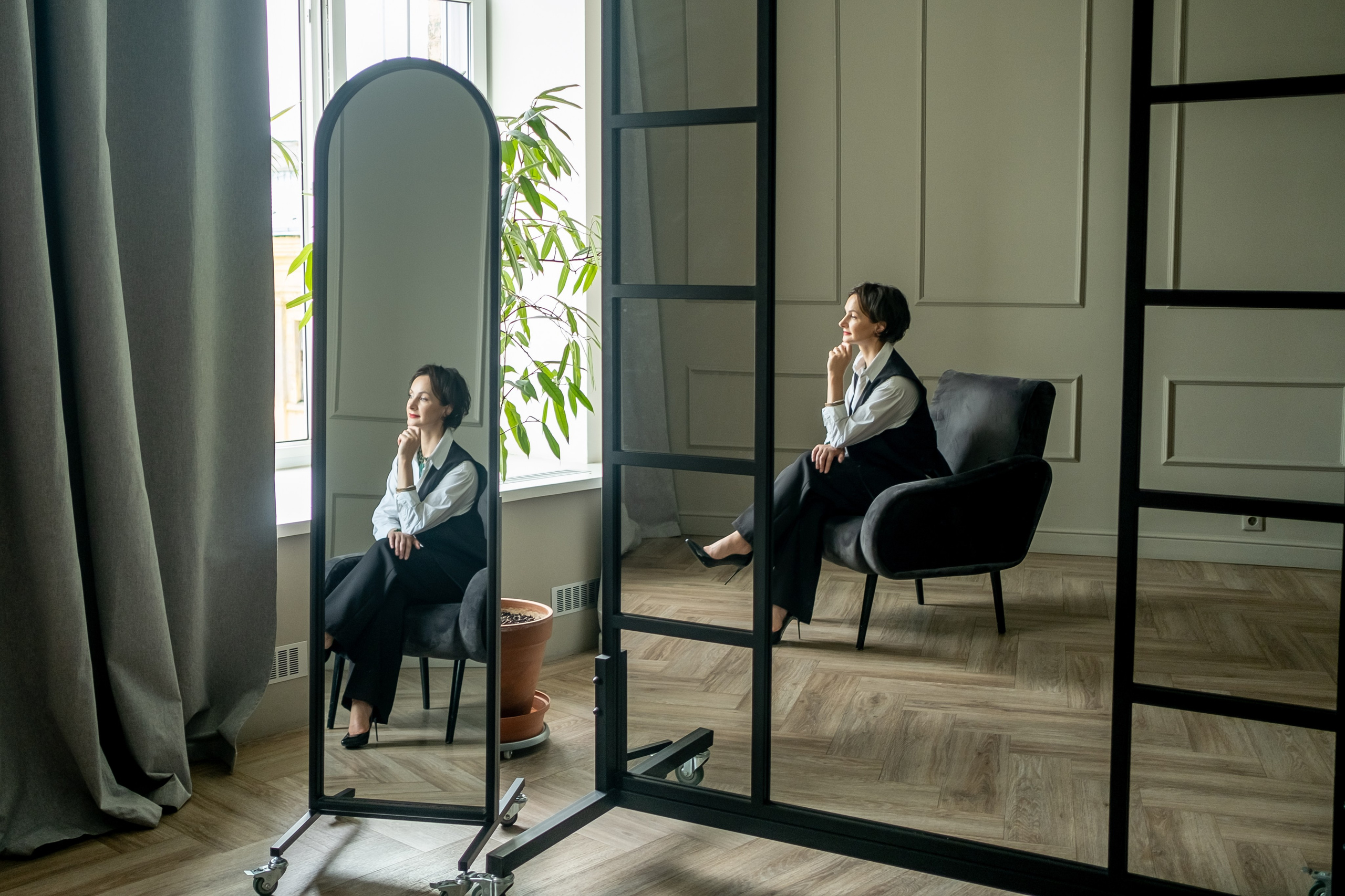 Юлия, предприниматель. Арт-стилист, визуализатор архетипических стратегий, психолог