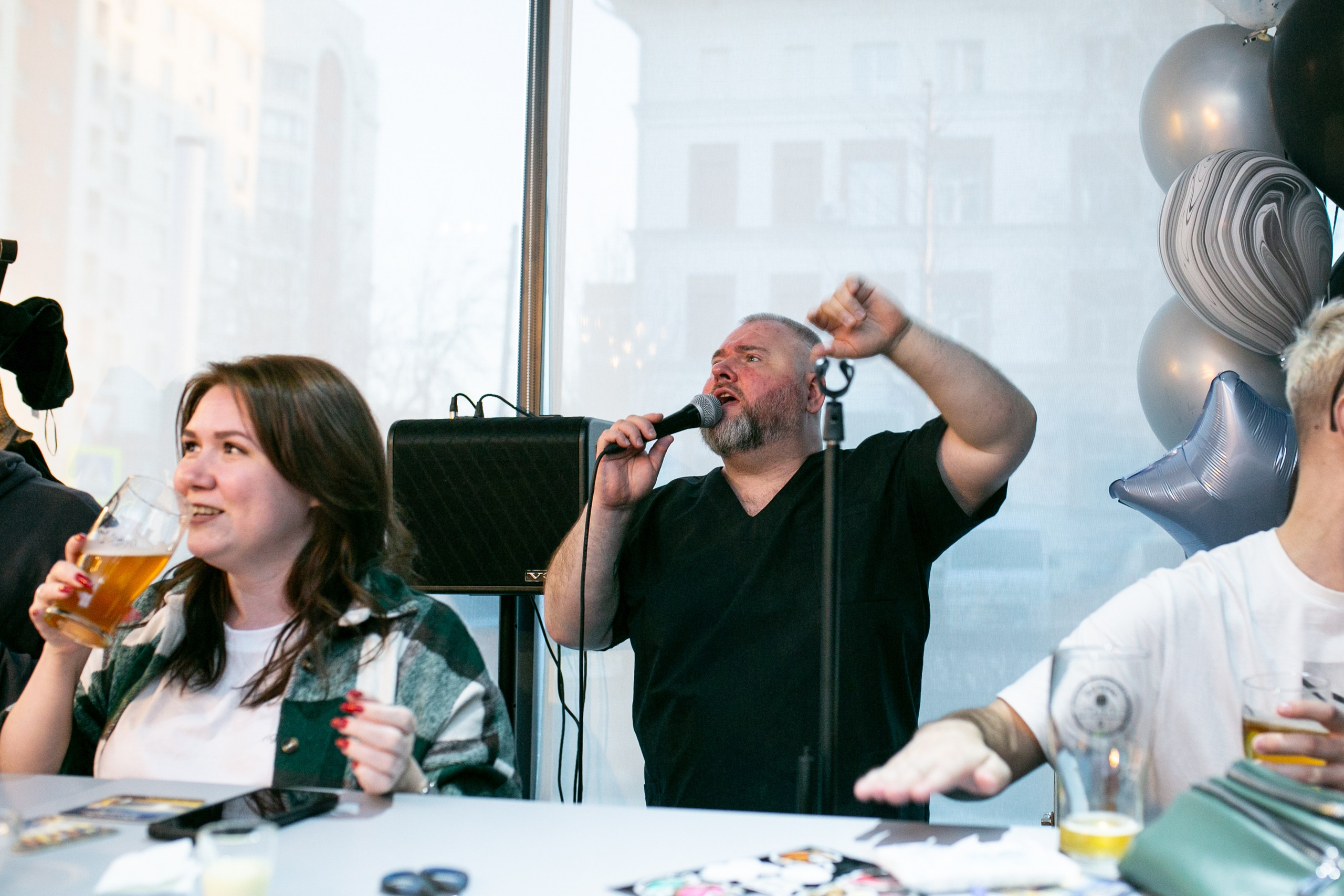 День рождения бара Добрый бондарь. Фотограф в Новосибирске Ася Зверева