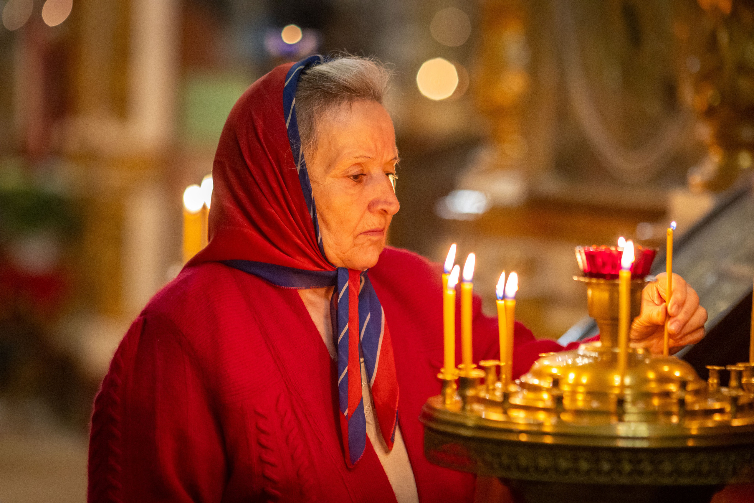 Пасха Воскресенский храм с Ашитково. Семейный и детский фотограф Анна Петракова