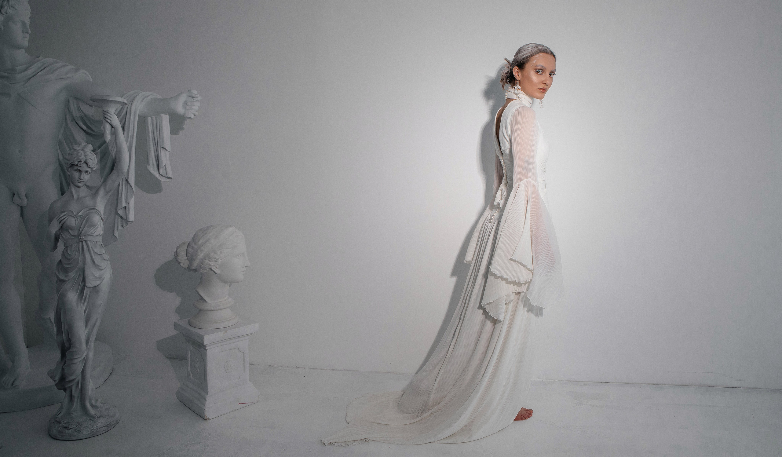 Для бренда украшений Оксана Туз. Свадебный и семейный фотограф Ибрагимова Мария из Екатеринбурга