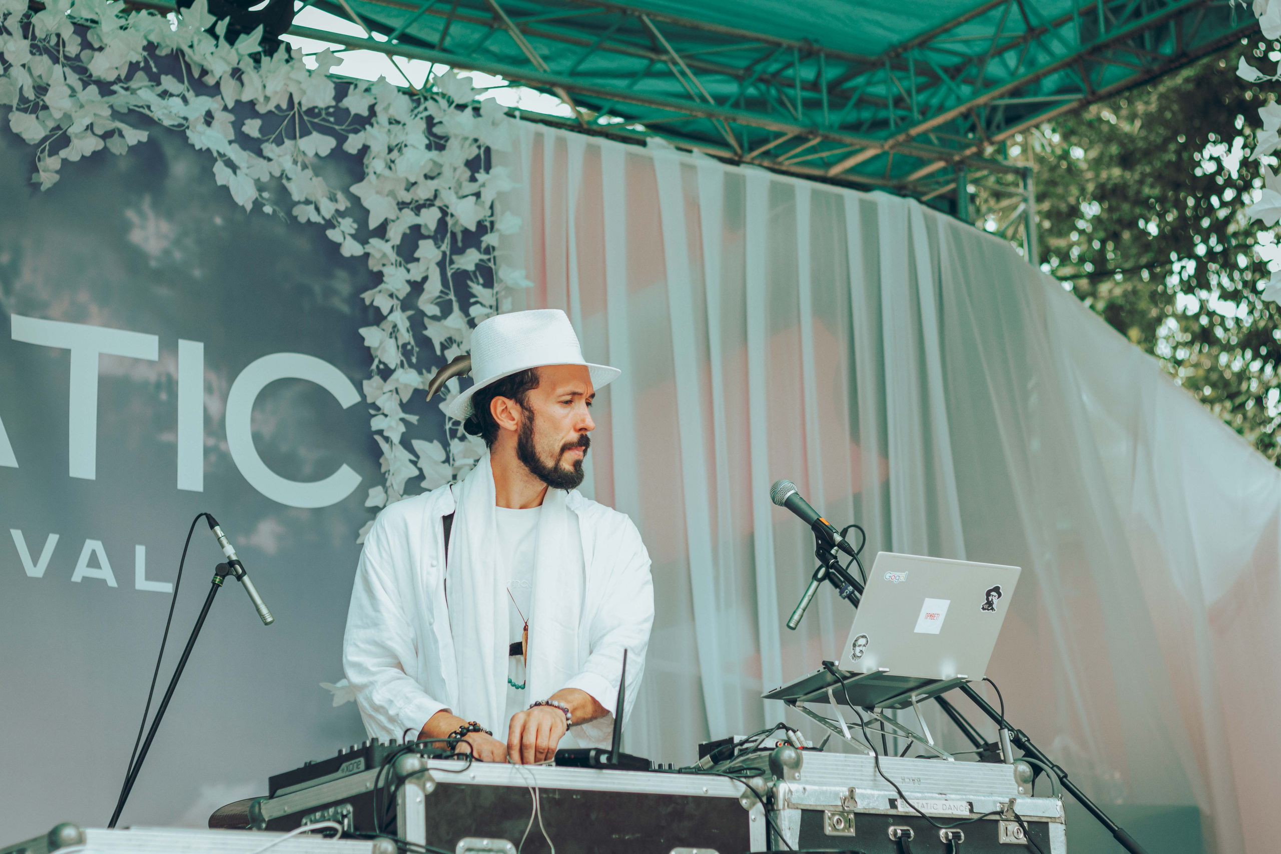 ECSTATIC WHITE |2024. Фотограф Аннё| Москва