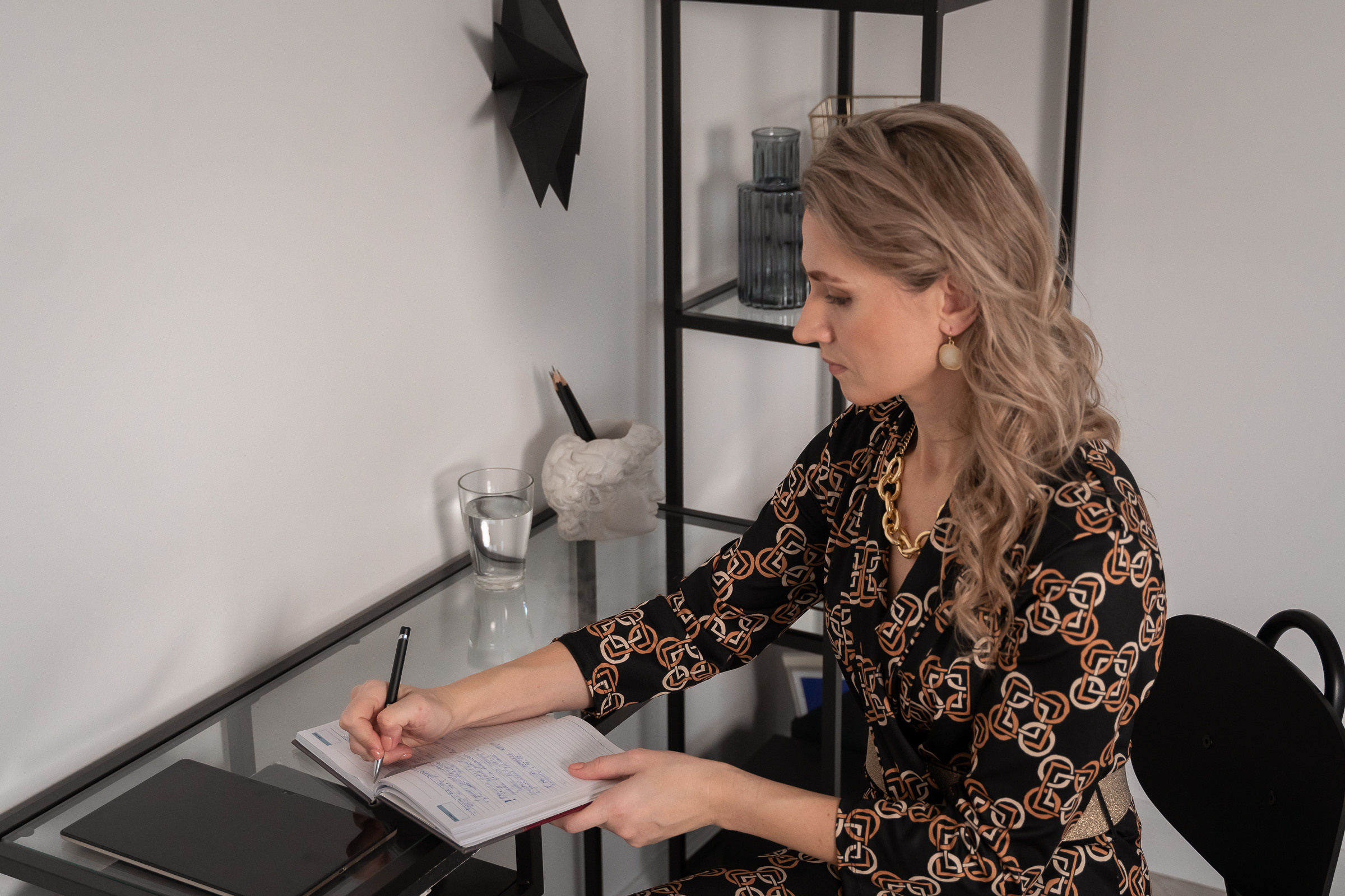 Контент съемка для бизнес консультанта. Фотограф для семей и экспертов в г. Воронеж Ирина Круглова