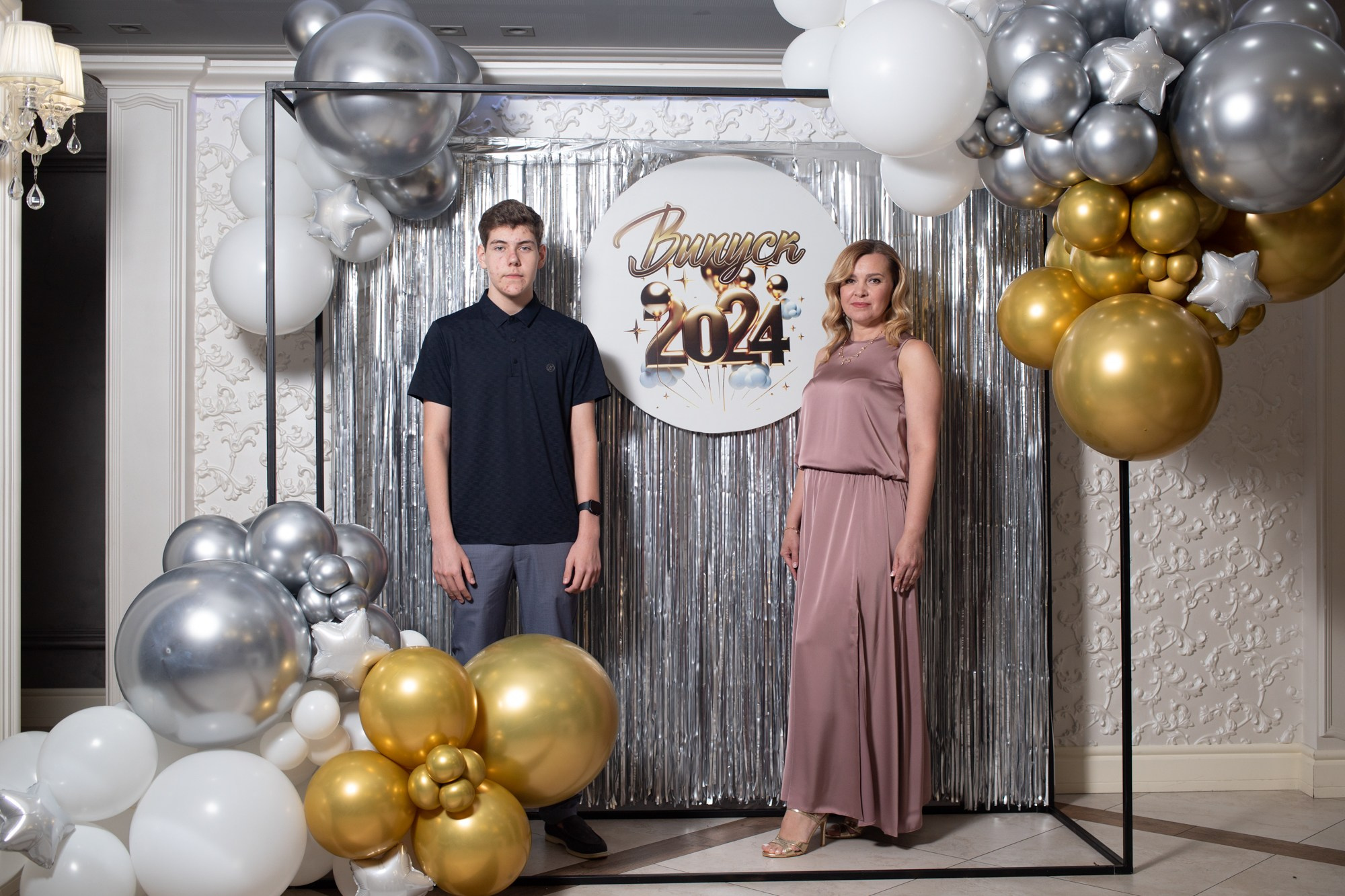 Выпускной 9-й класс. Репортажный, промышленный и маркетплейс-фотограф Дмитрий Чернат