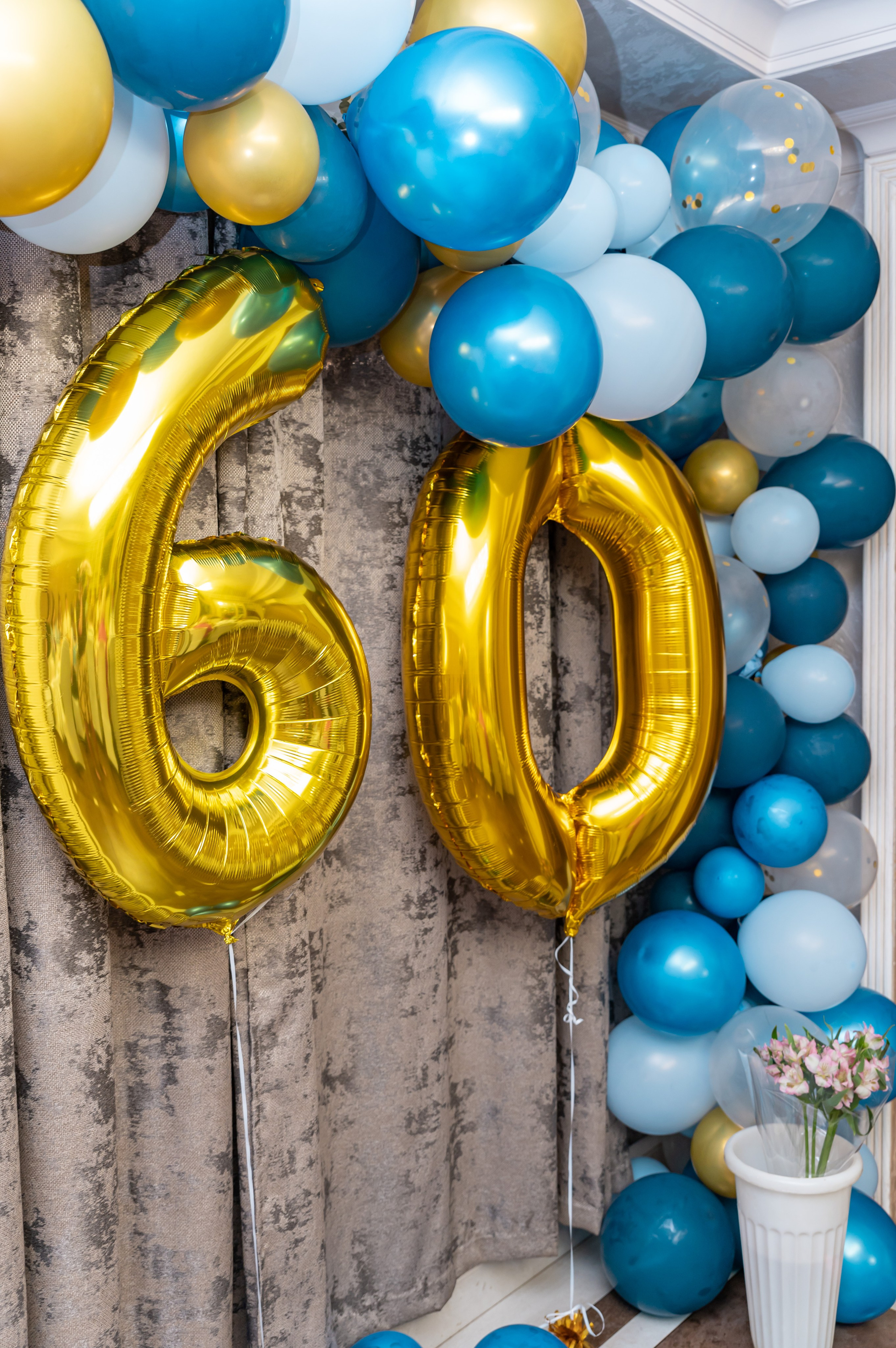 Взрослые праздники. Предметный и репортажный фотограф в Москве