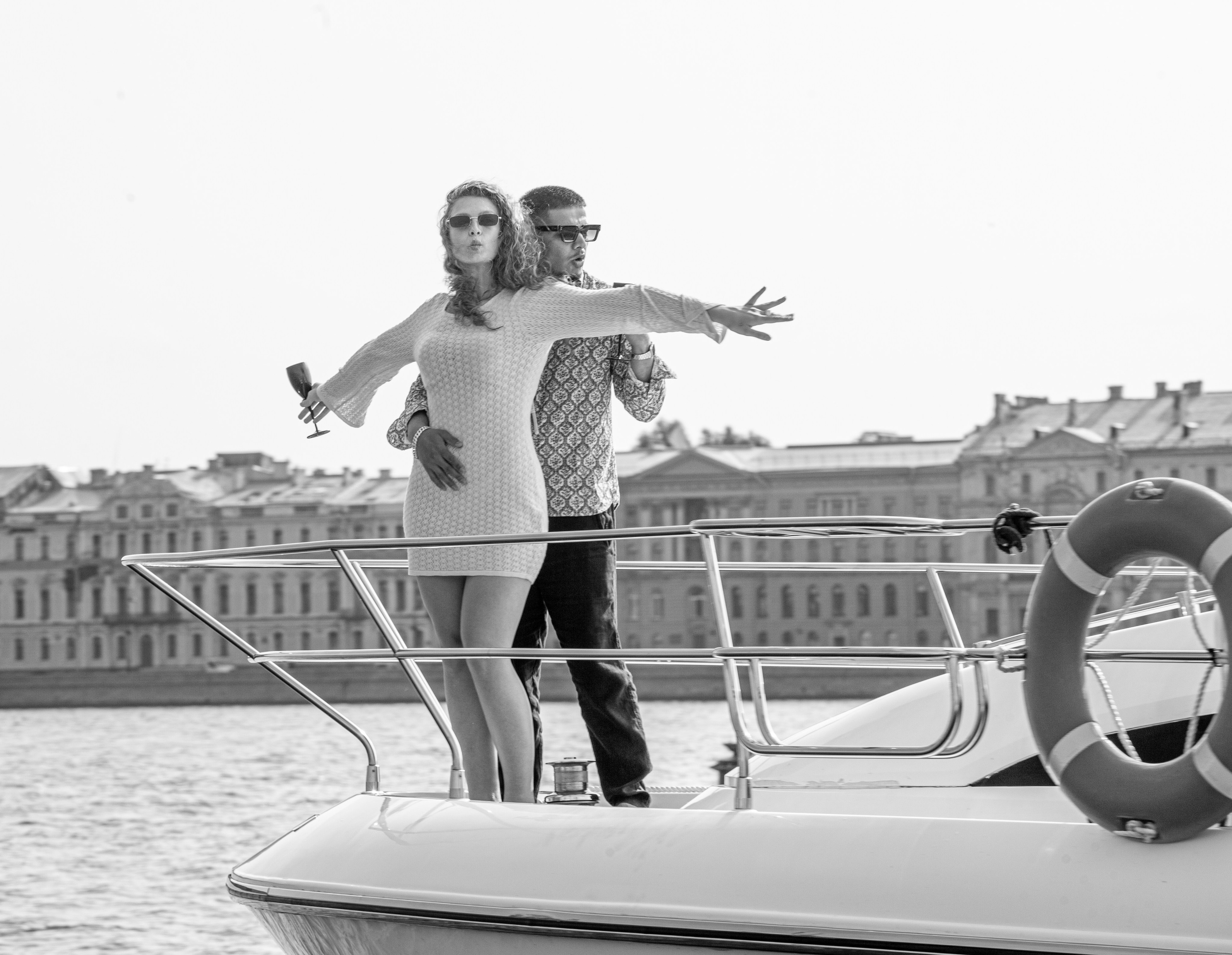 Dhanda Nyoliwala. Георгий Тришаков