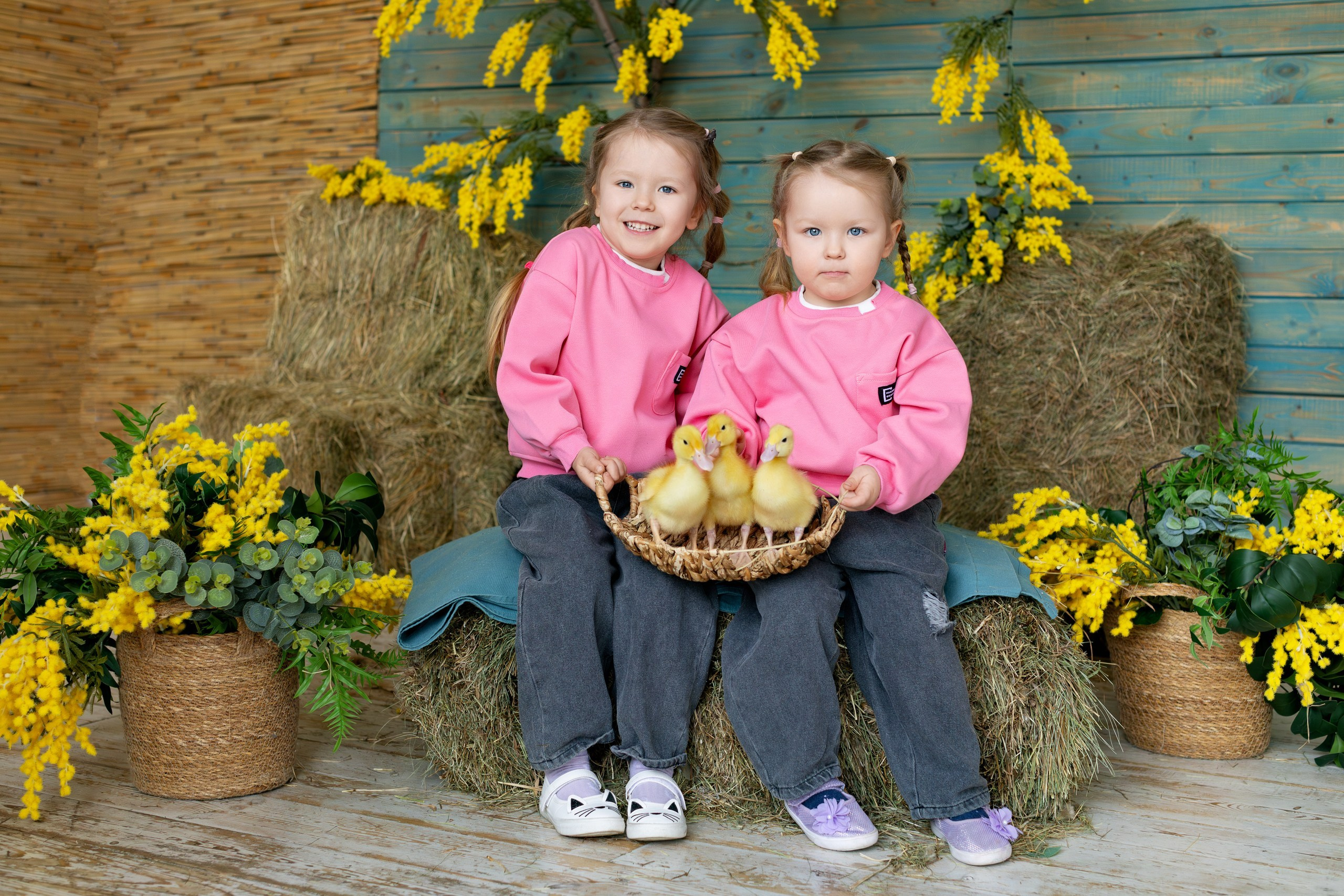 Фотосесии с Утятами и Кроликами (Пасхальные Фотосессии). Семейный и Детский фотограф в Москва Скворцова Татьяна