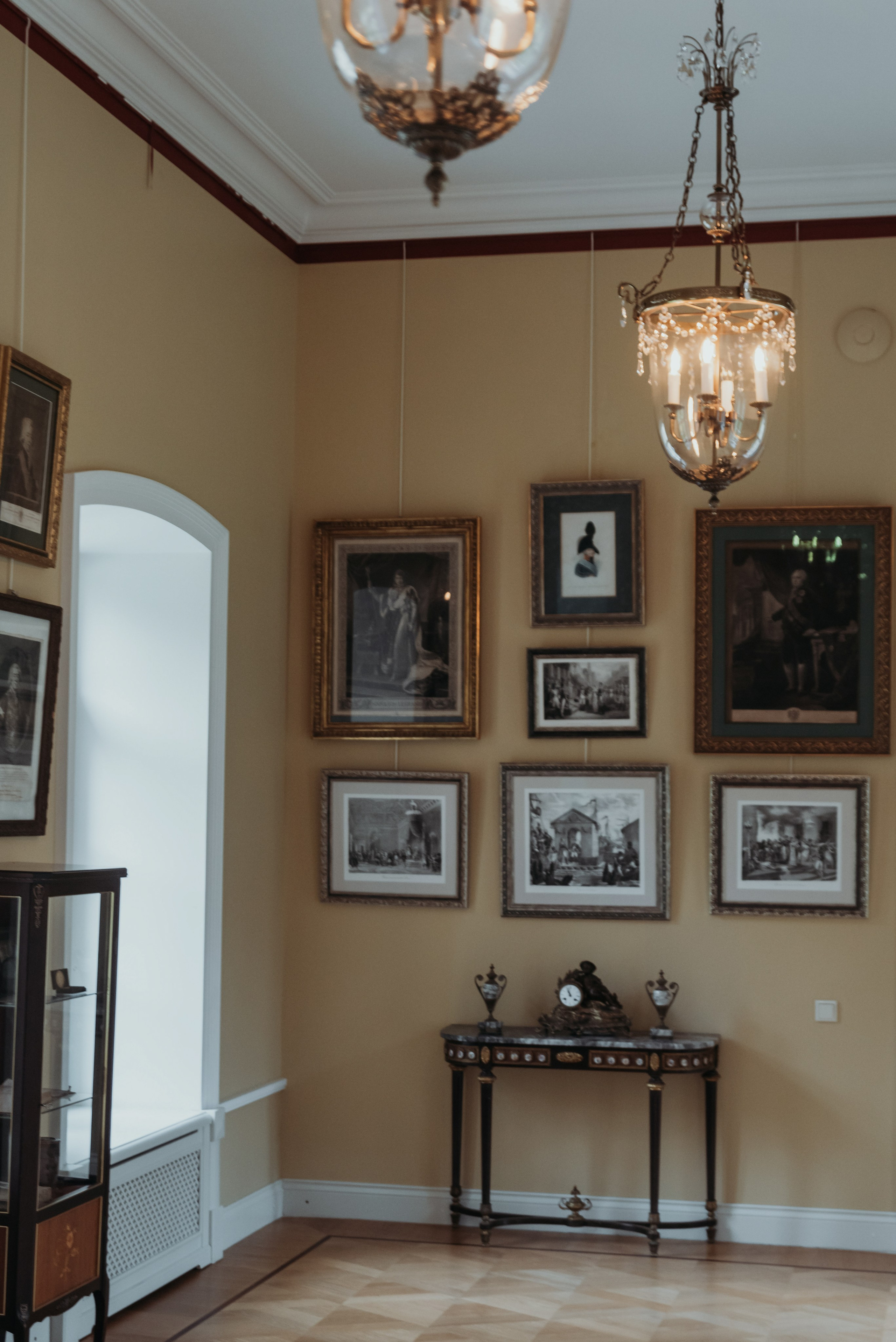 Свадебная фотосессия в Твери в красивой локации в замке в Московской области. Свадебный фотограф в Твери, Москве и Санкт-Петербурге Денисова Екатерина