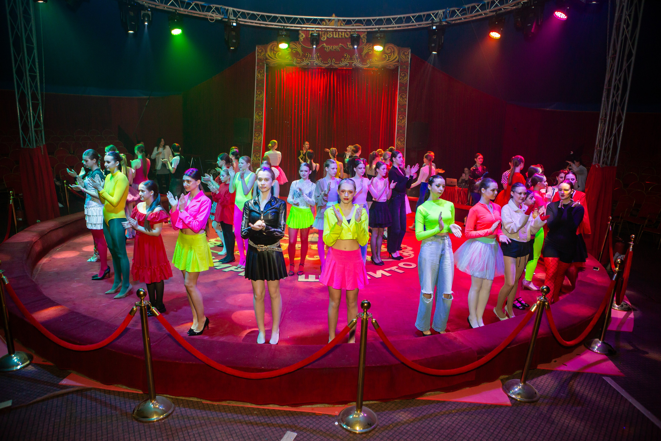 MANEGE SHOW. Репортажный, семейный, свадебный, портретный фотограф