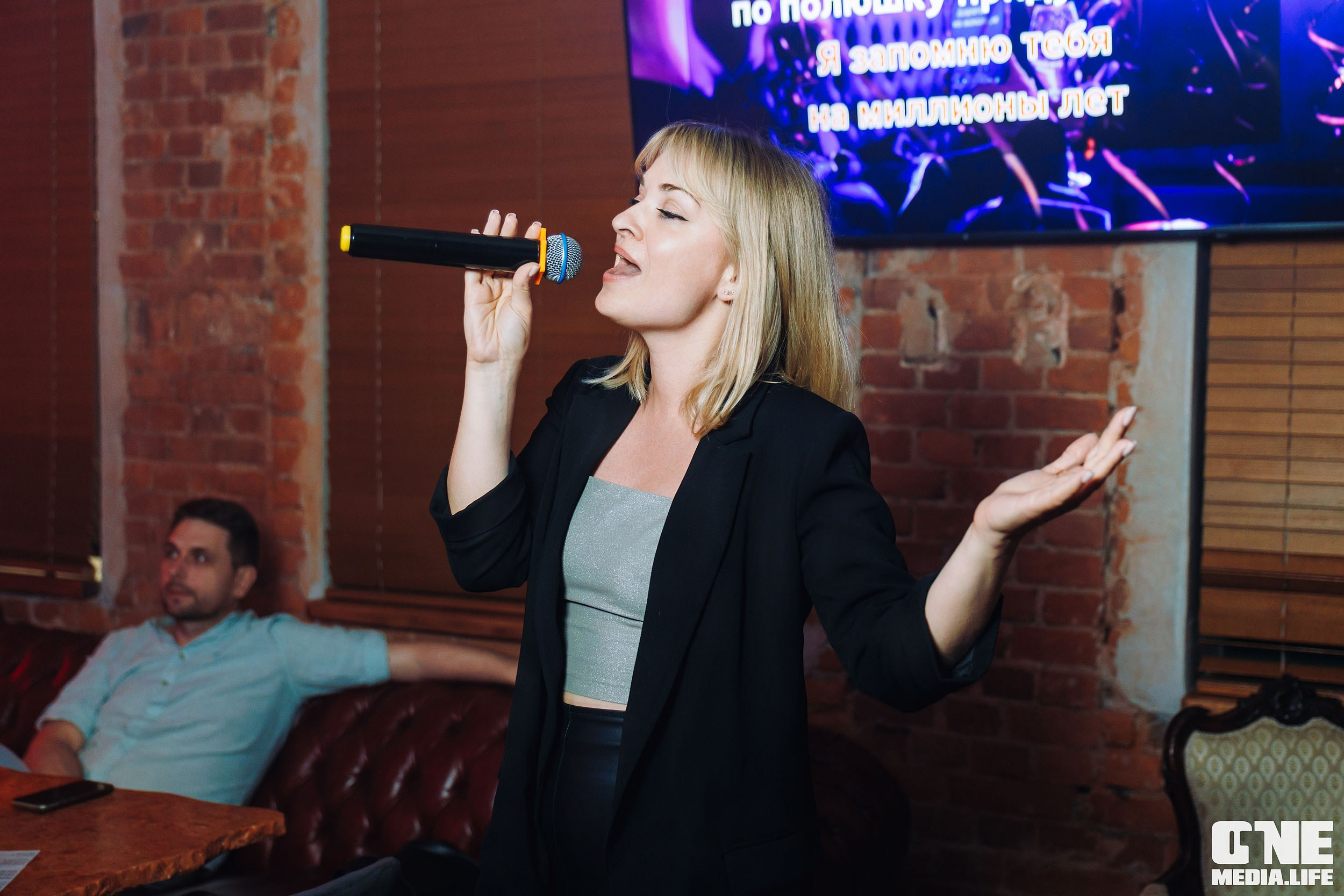 Фоторепортаж из караоке-клуба Белгравия. One Media Life: фоторепортажи, фотоотчеты с мероприятий и заведений
