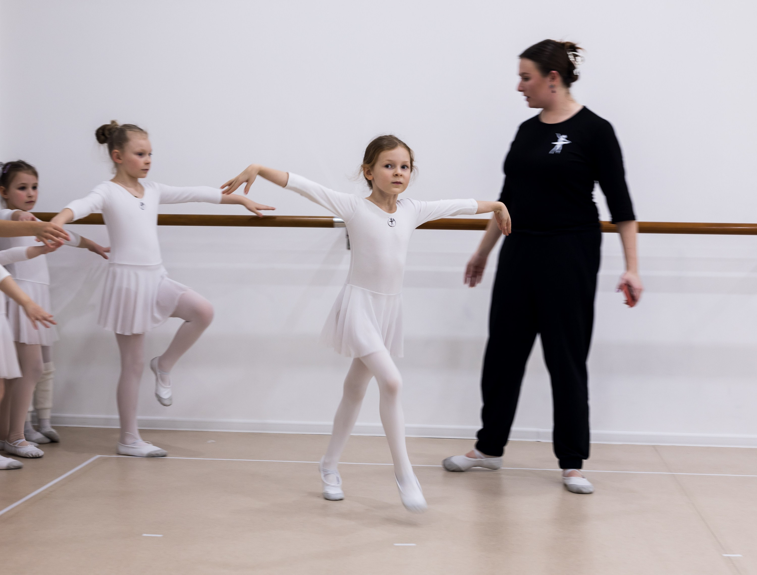 Открытый урок Яси в студии балета (01/03/2024). OLGA OLEYNIKOVA Пространство, люди, смыслы