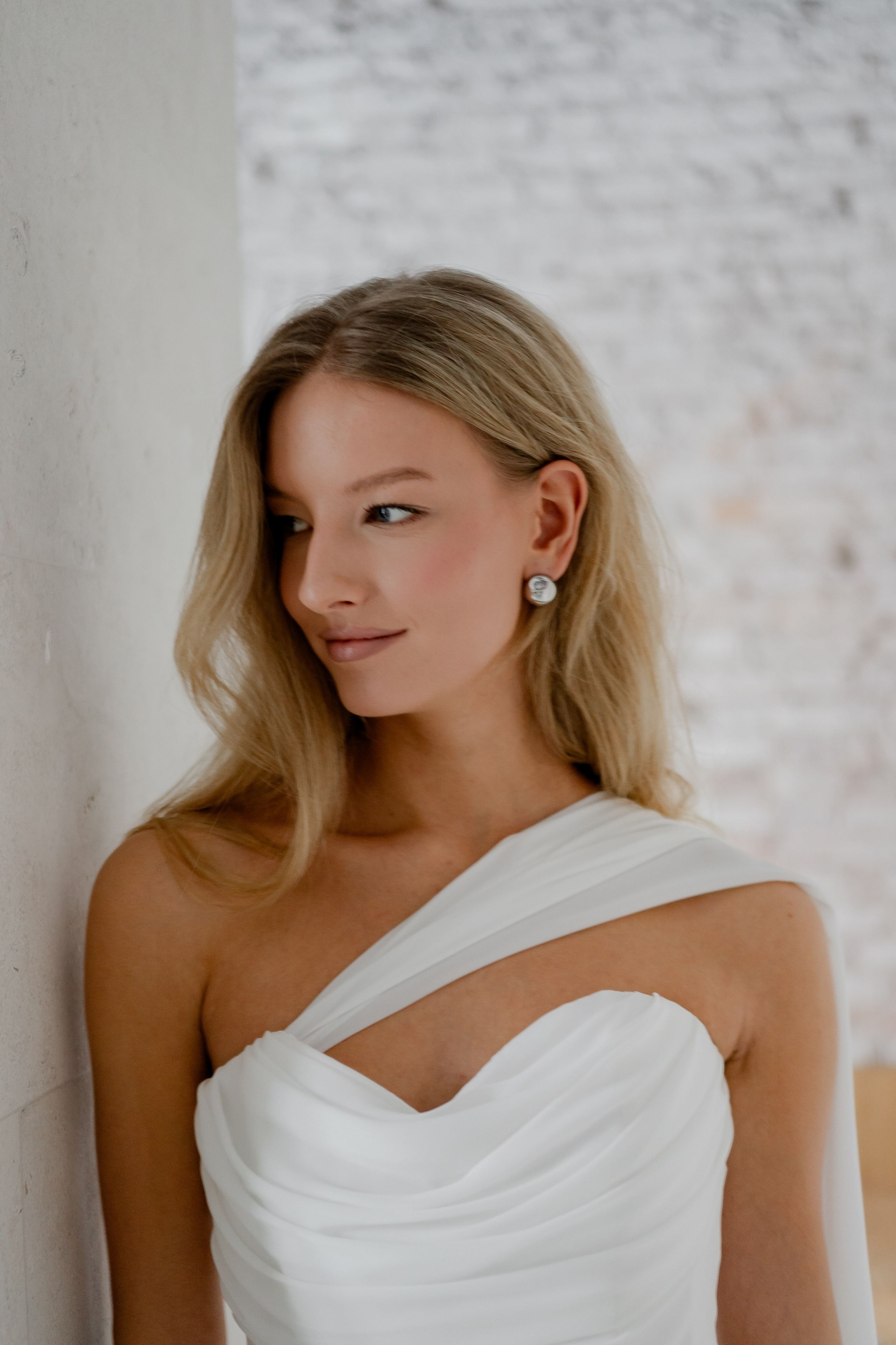 ЭЛЕГАНТНАЯ СВАДБЕНАЯ СЬЕМКА ЖЕНИХА И НЕВЕСТЫ В ДОРОГОМ ОТЕЛЕ САНКТ-ПЕТЕРБУРГА. Профессиональный фотограф, Санкт-Петербург — Виктория Богомолова