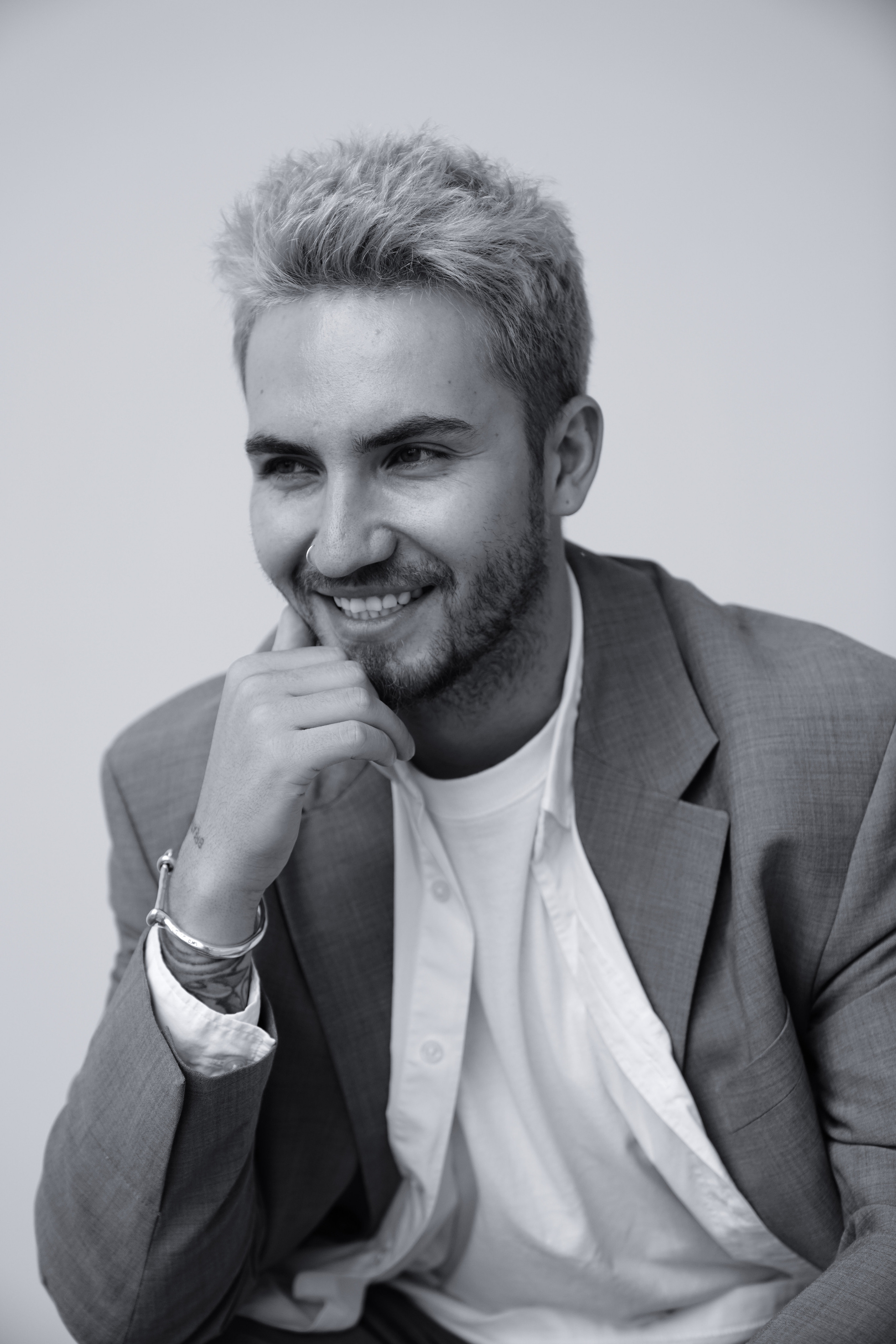 ARTEM. Главная