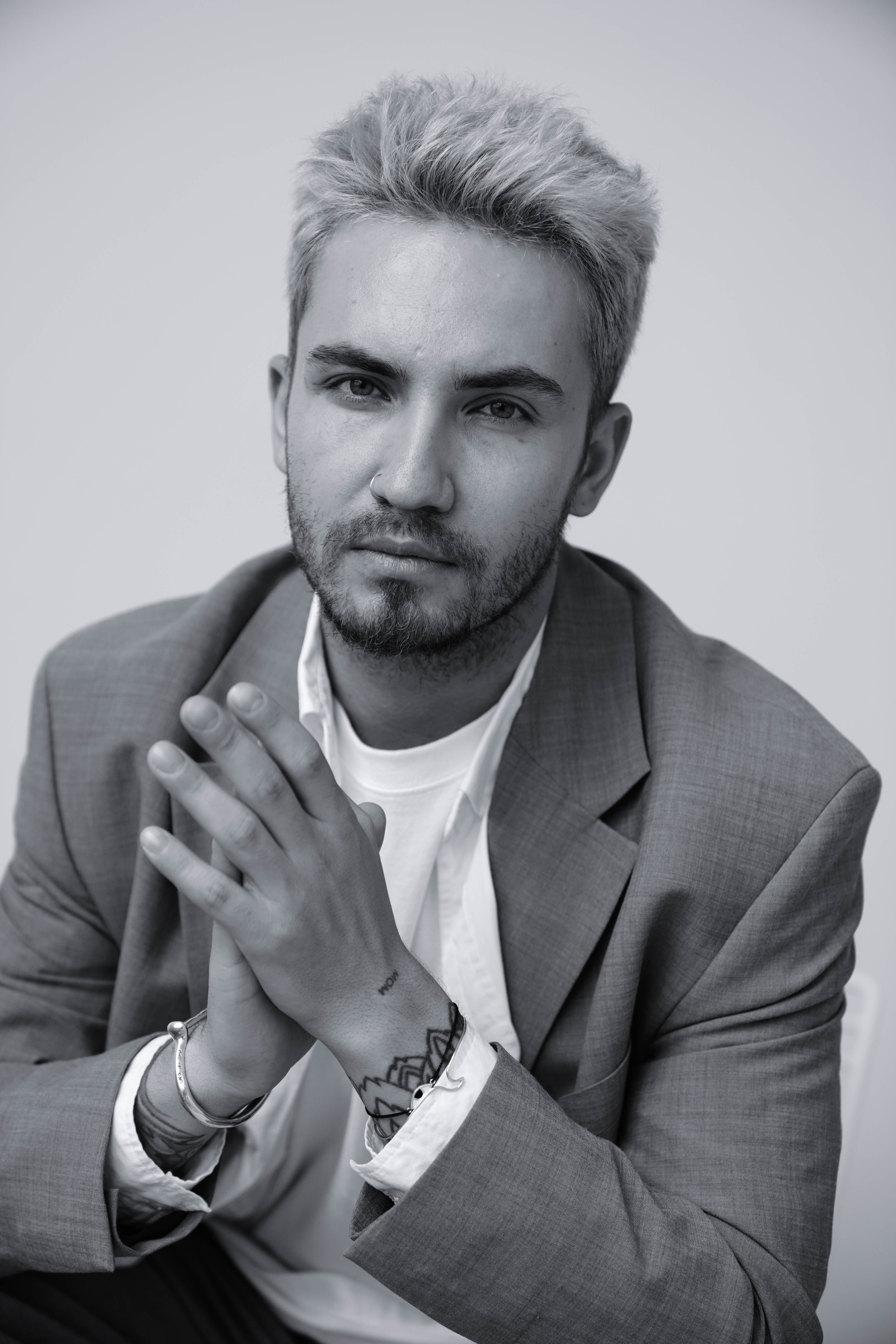 ARTEM. Главная