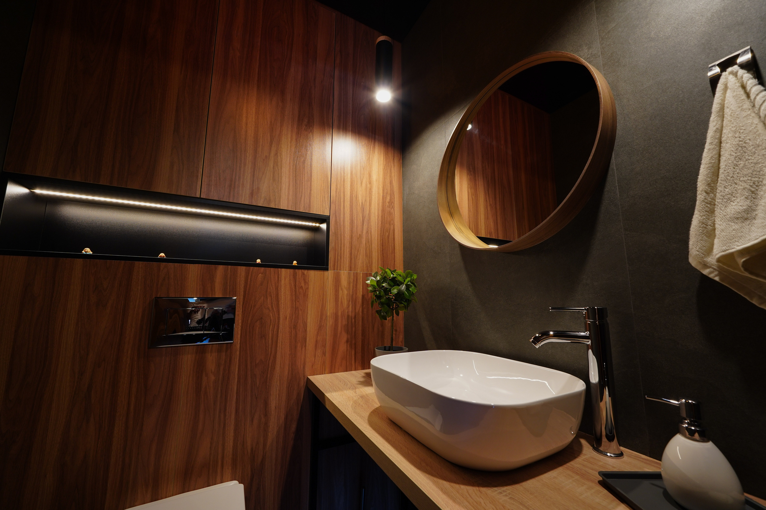 SHEVELEV. Главная