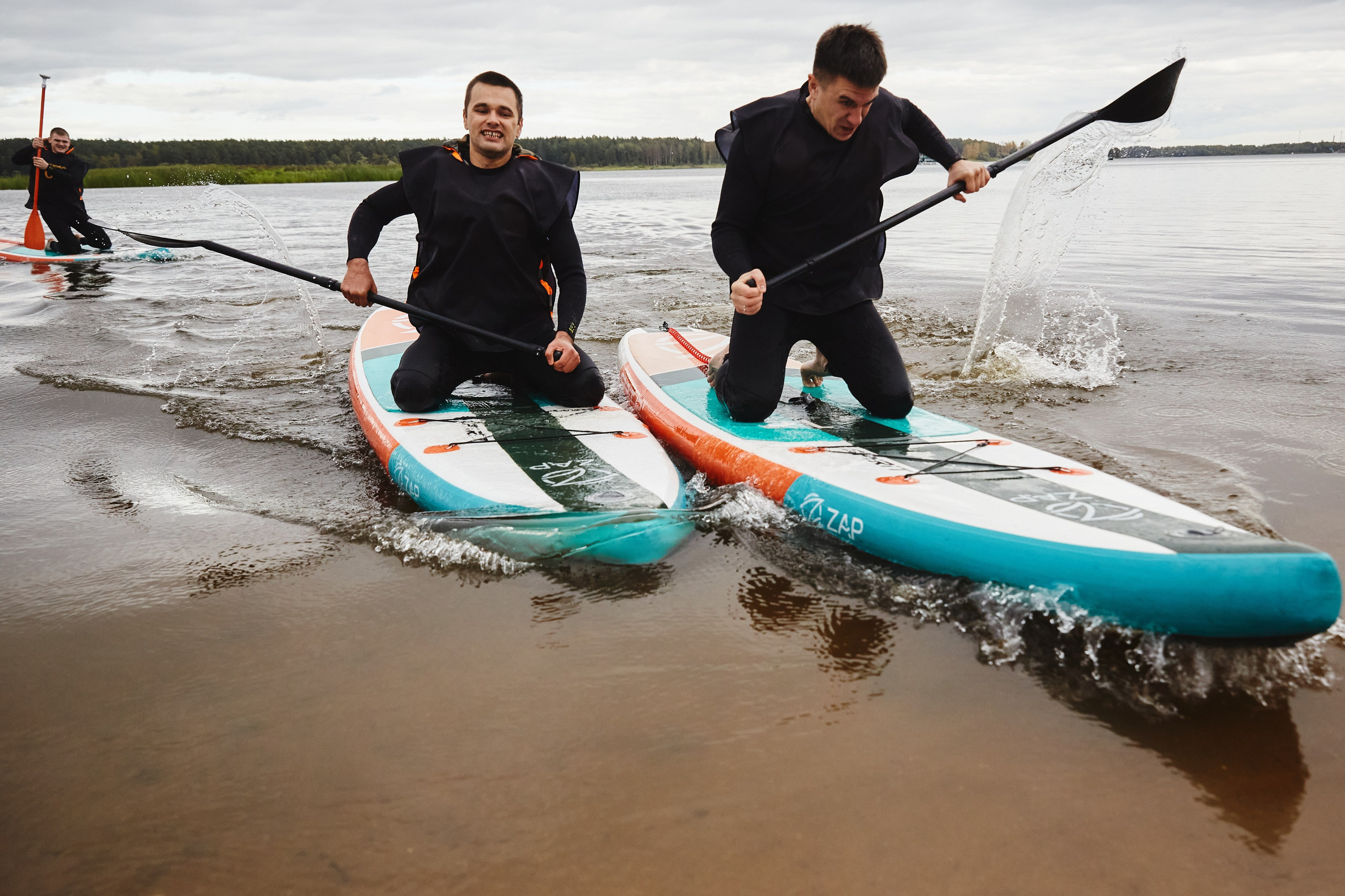 Фотограф на тимбилдинг: спортивное командообразование за городом. КонТайм: профессиональная съемка для организаций