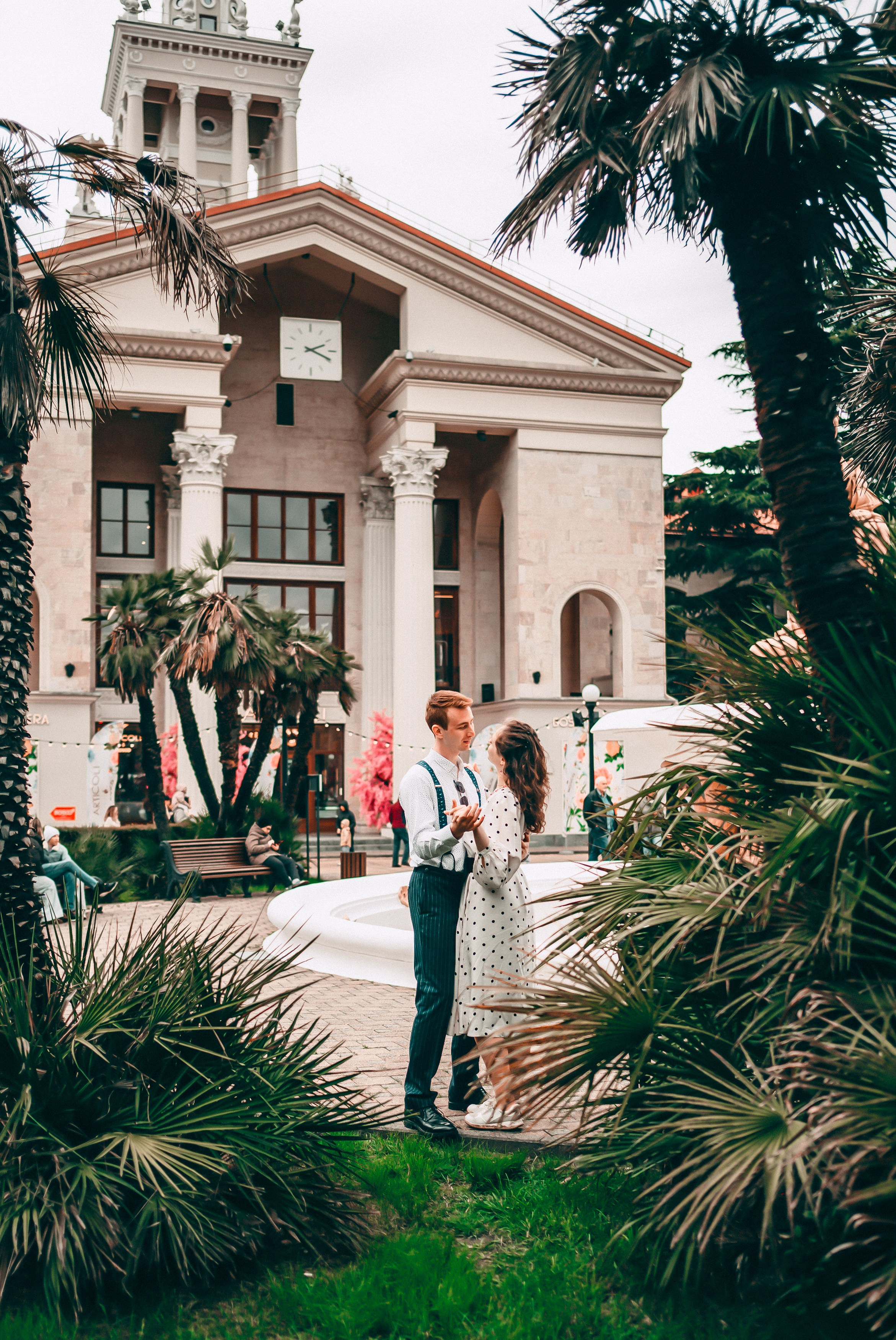 Сливовый сад, морпорт, пляж Ривьера. Свадебный и семейный фотограф София Невская