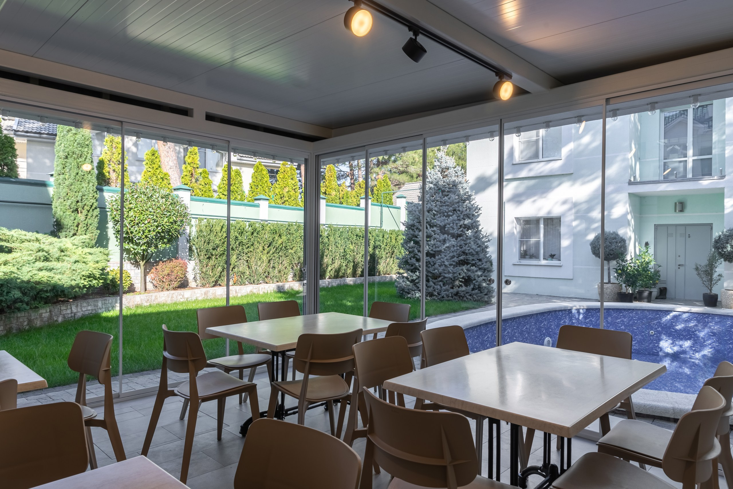 Фотосъёмка отель Диона Геленджик — интерьерный фотограф Евгений Суковатых