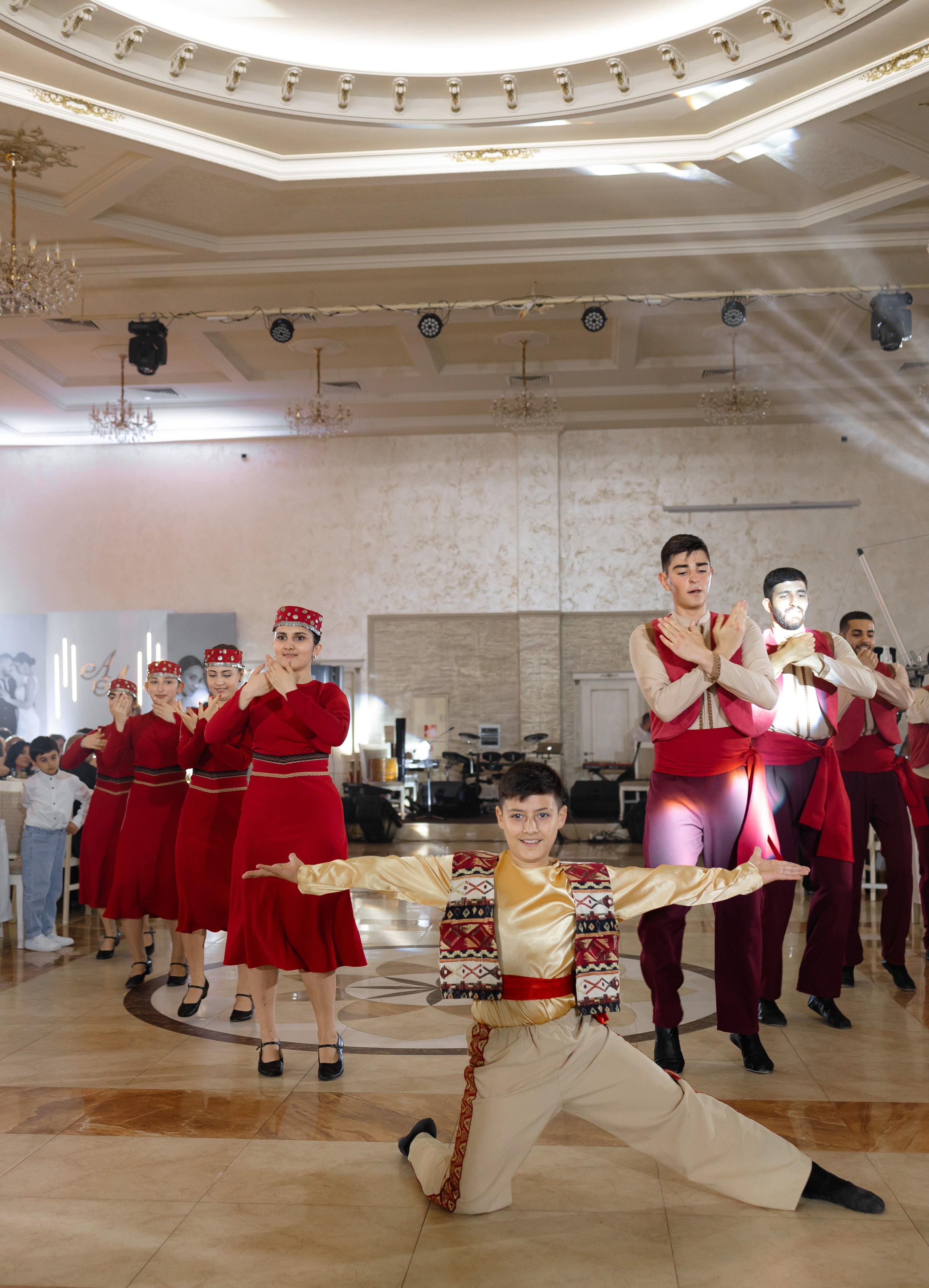 Андраник и Лилия. Фотограф Алина Мкртычева