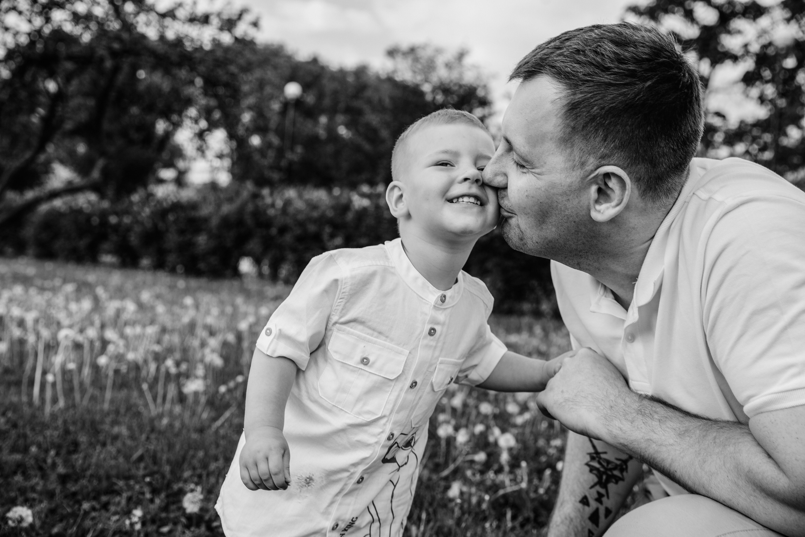 Семейная фотосессия | Яблоневый сад. Фотограф Диана Катинская