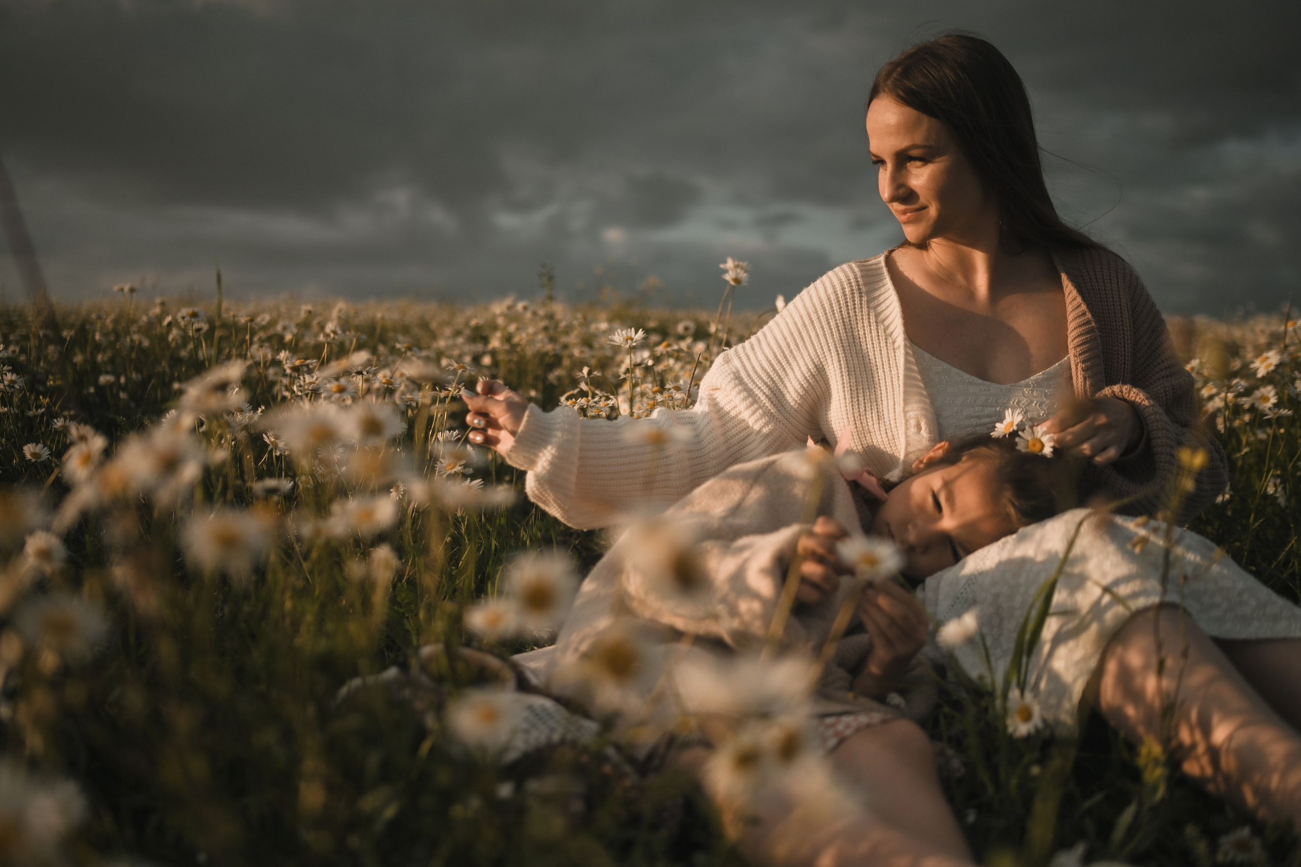 Семейная фотосессия в ромашковом поле в Крыму. Свадебный и семейный фотограф и видеограф, Крым, Москва, Санкт -Петербург