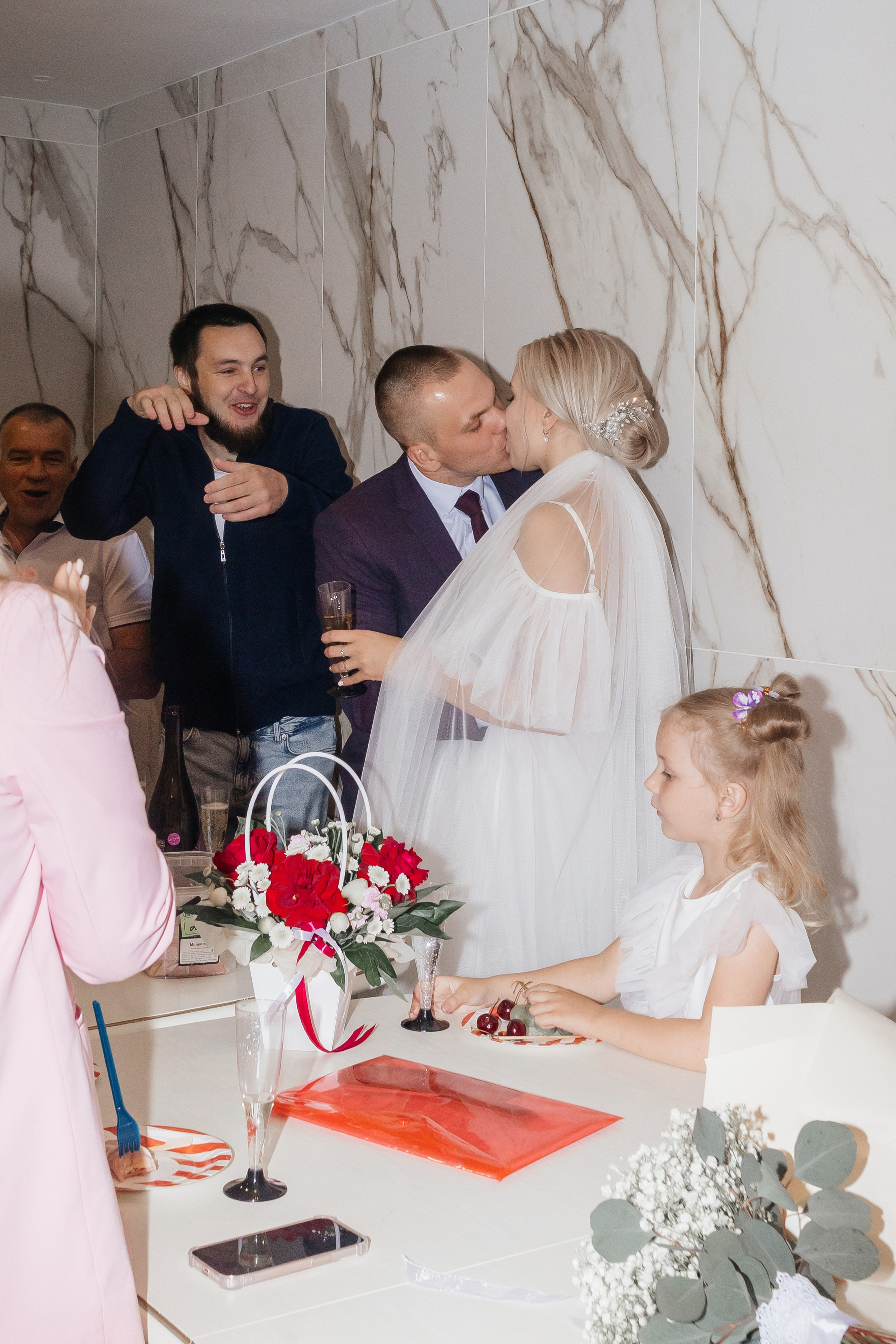 Как выбрать ЗАГС в Нижнем Новгороде: мини-гид с отзывами, плюсами и советами фотографа. Свадебный фотограф и фотограф Love-Store в Нижнем Новгороде Анастасия