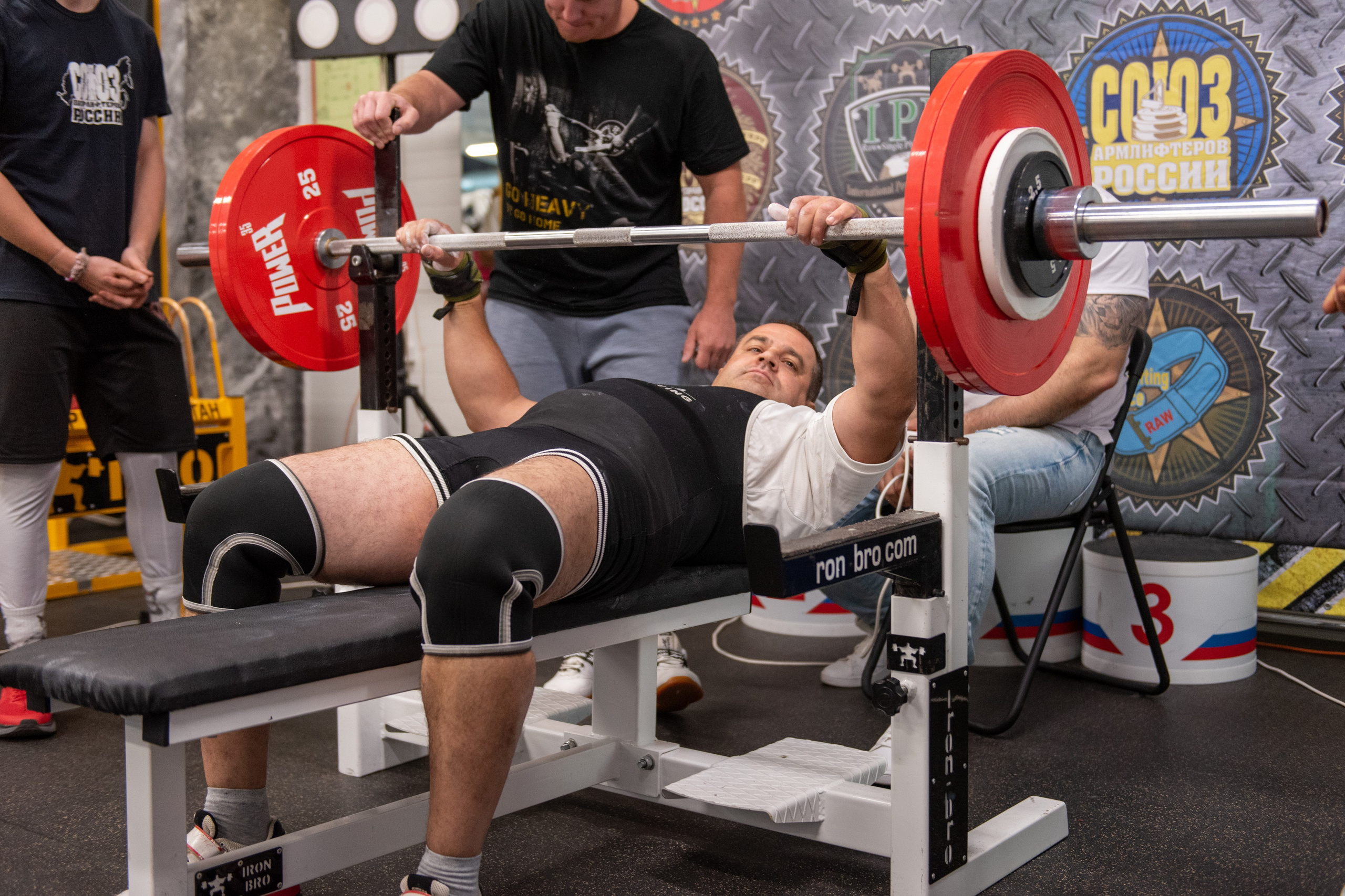 Репортаж с турнира по пауэрлифтингу