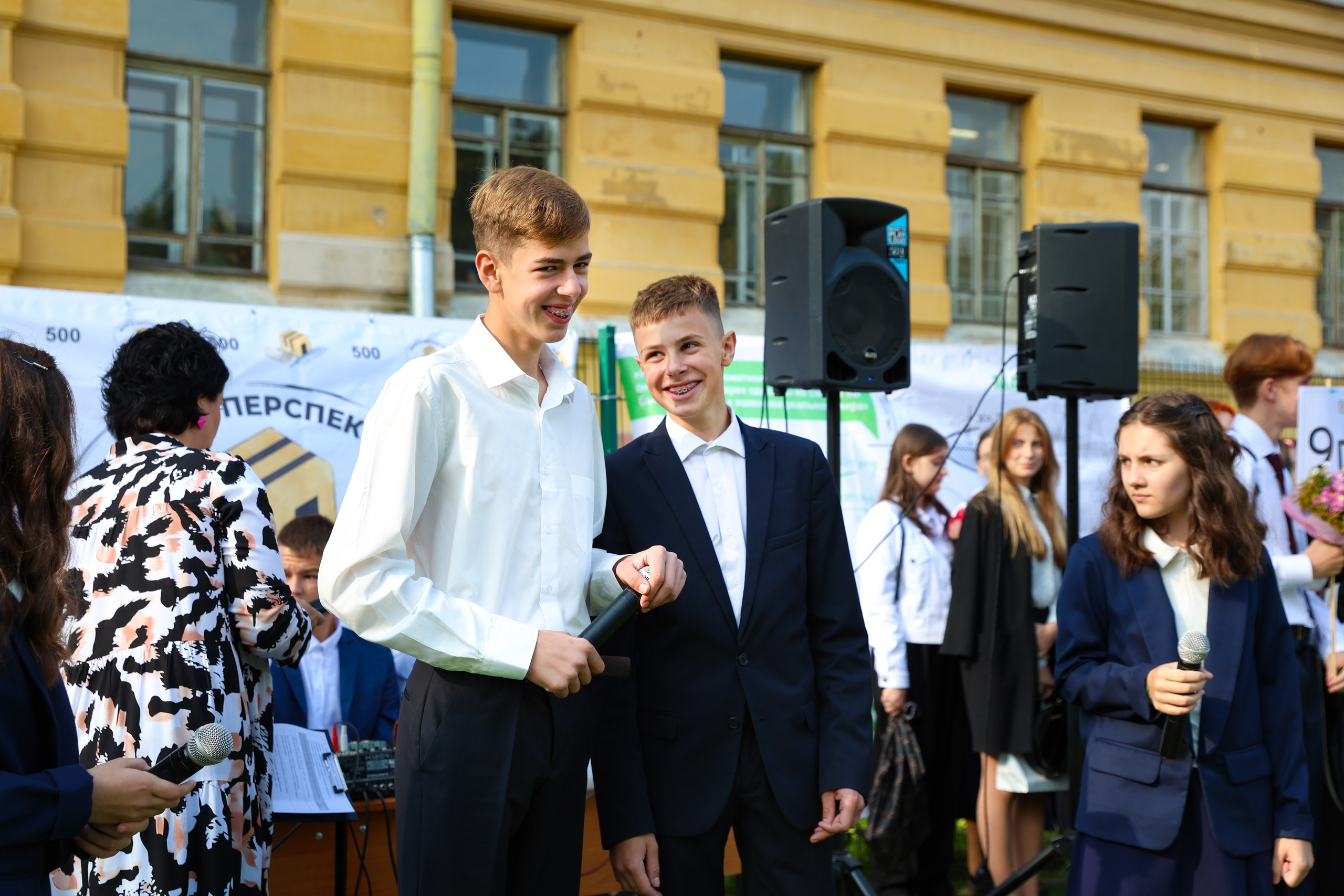 1 сентября в школе № 500. Фотограф Дарья Попова