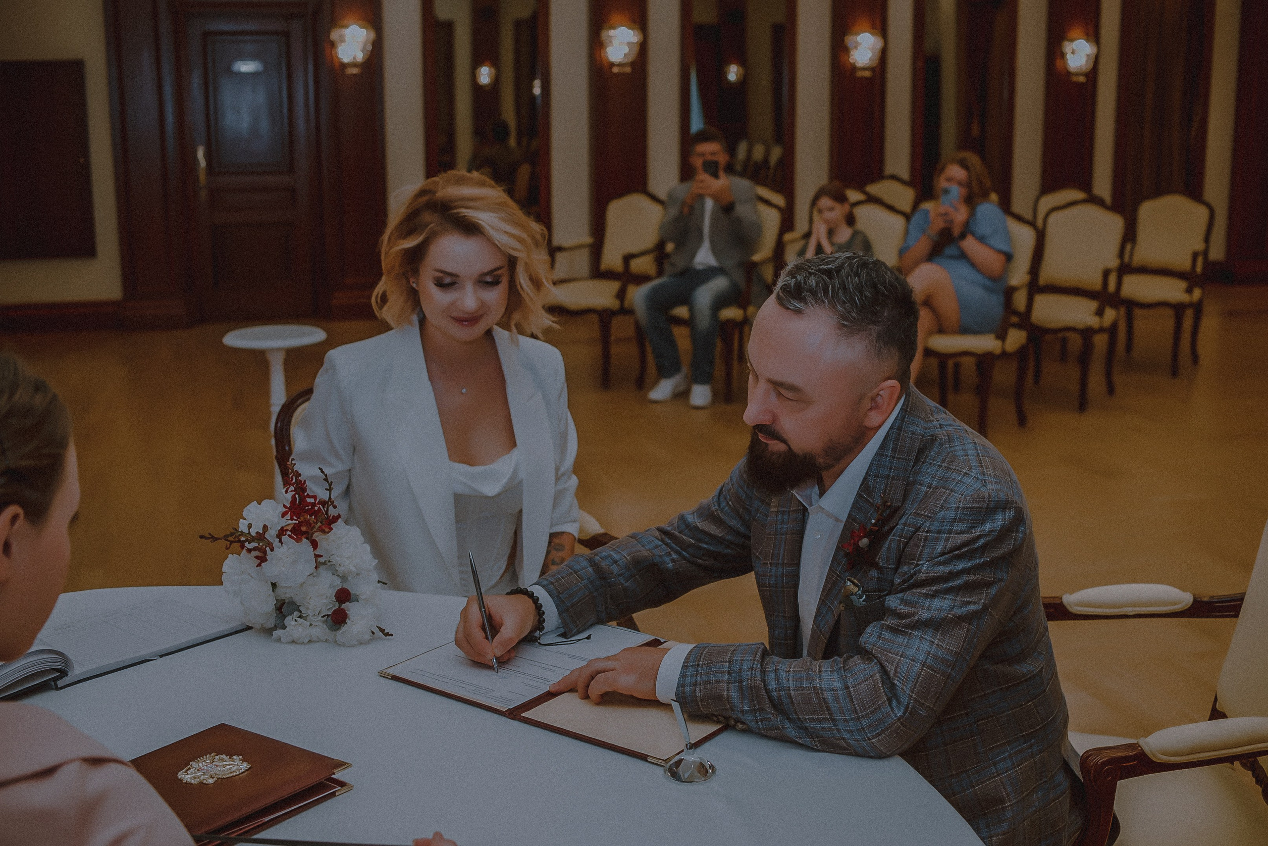 Love.exe: Запущен успешно. Свадебный и семейный фотограф в Москве Сажина Кристина КиМ. Свадебный оператор в Москве Сажин Максим