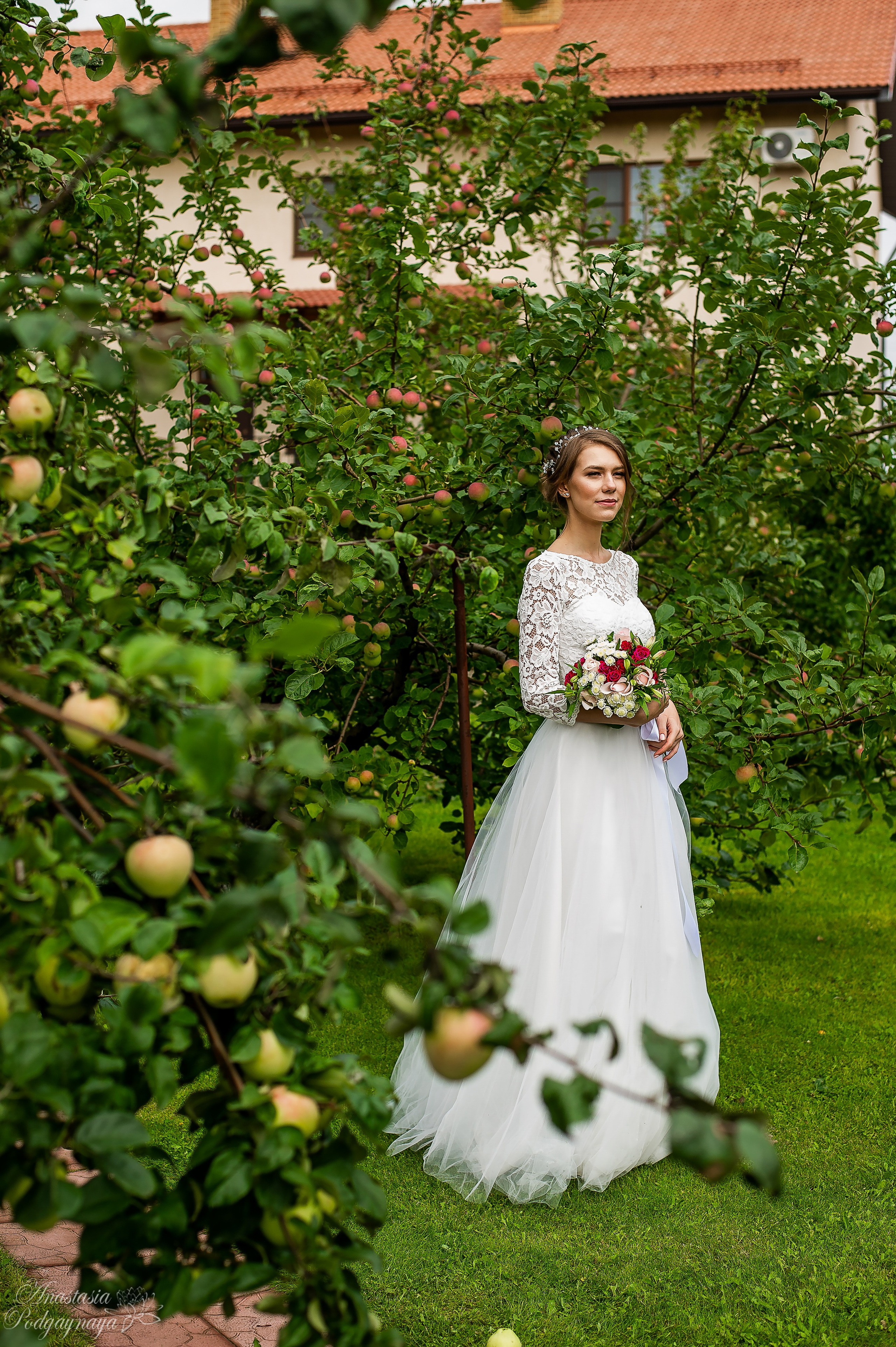 Иван и Катя. Семейный и женский фотограф, контент фотосессия в Екатеринбурге
