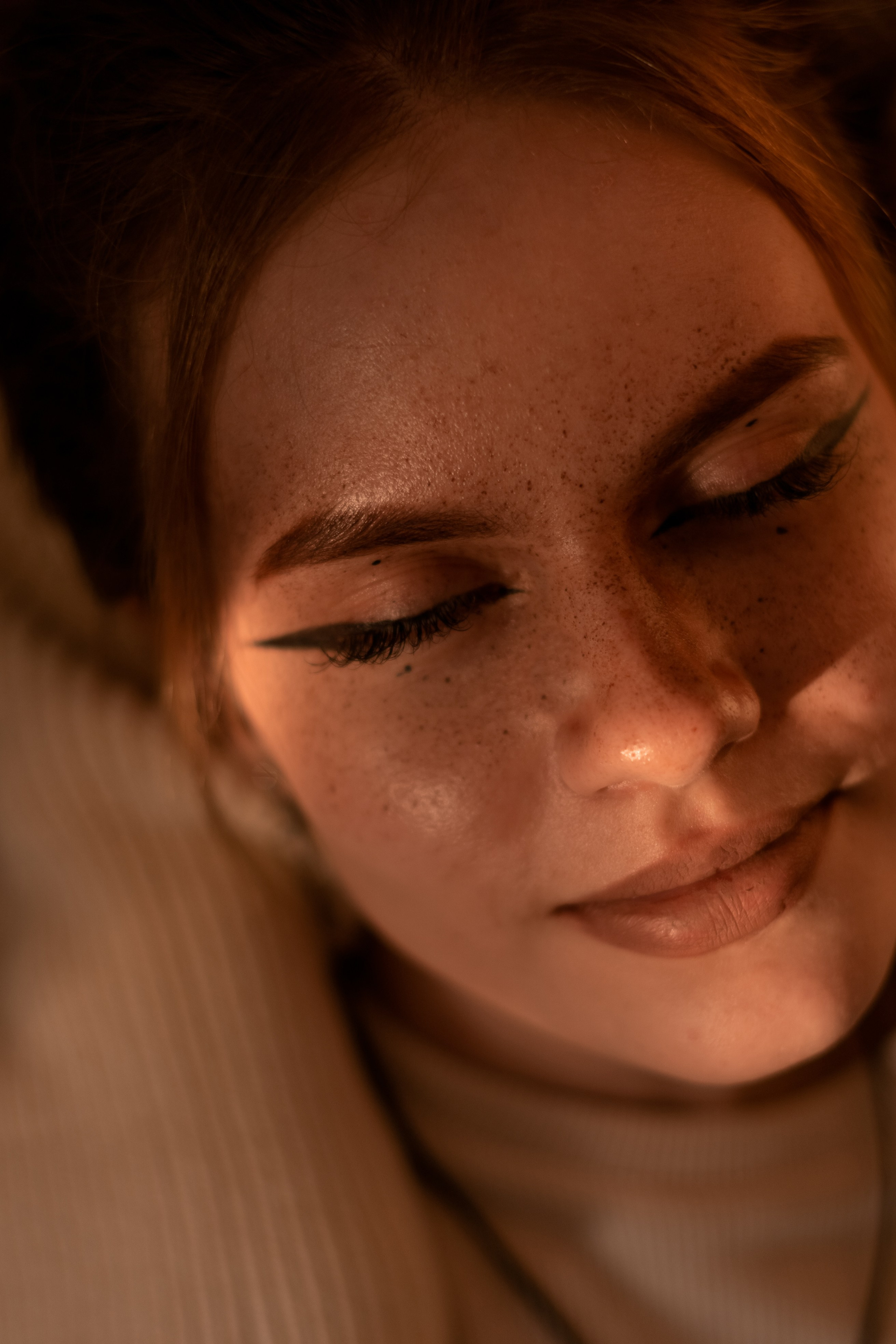 Алена и дочь Злата. Семейный и женский фотограф, контент фотосессия в Екатеринбурге