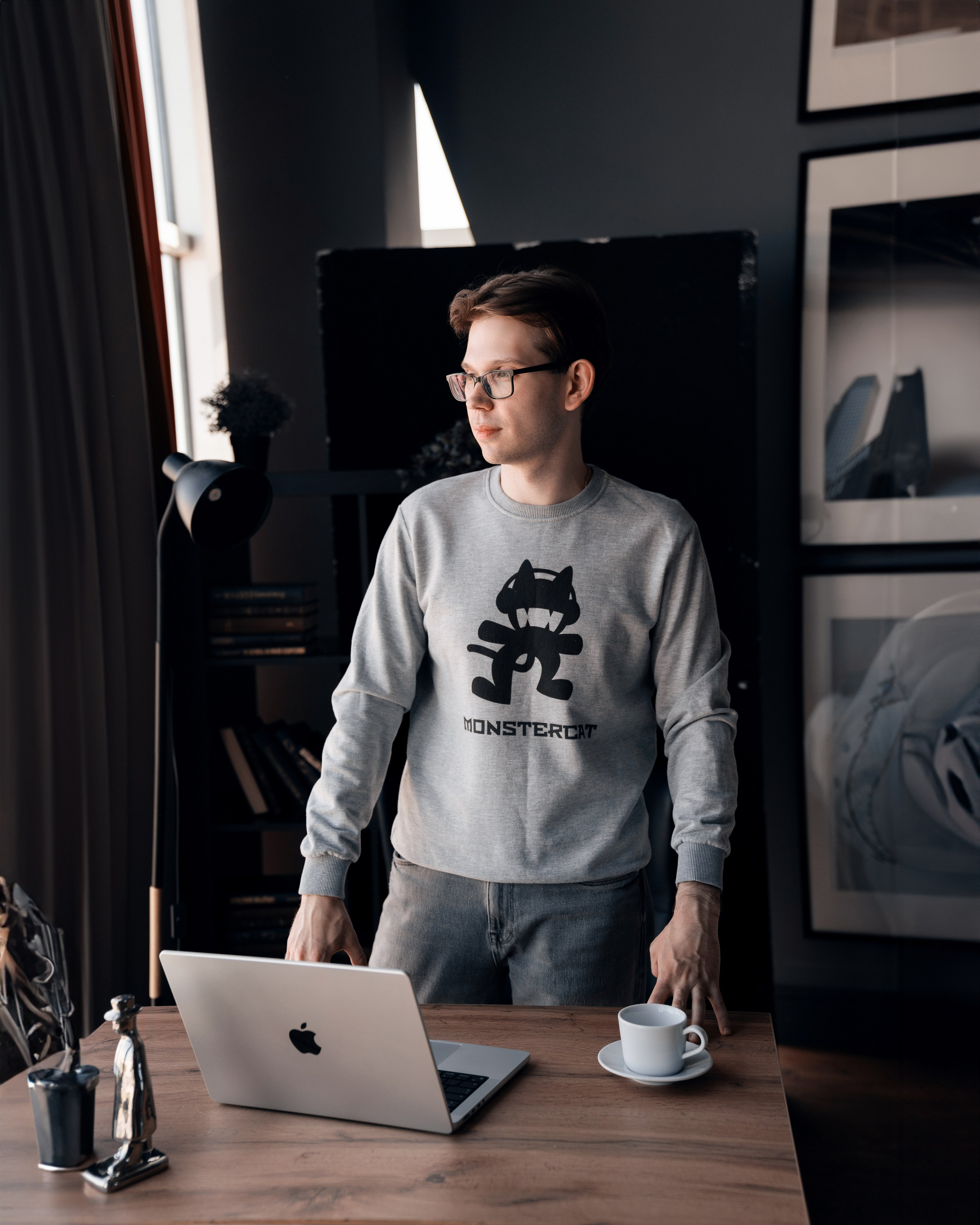 Михаил 10.08. Идеальные портреты для соцсетей — Фотограф Ленар