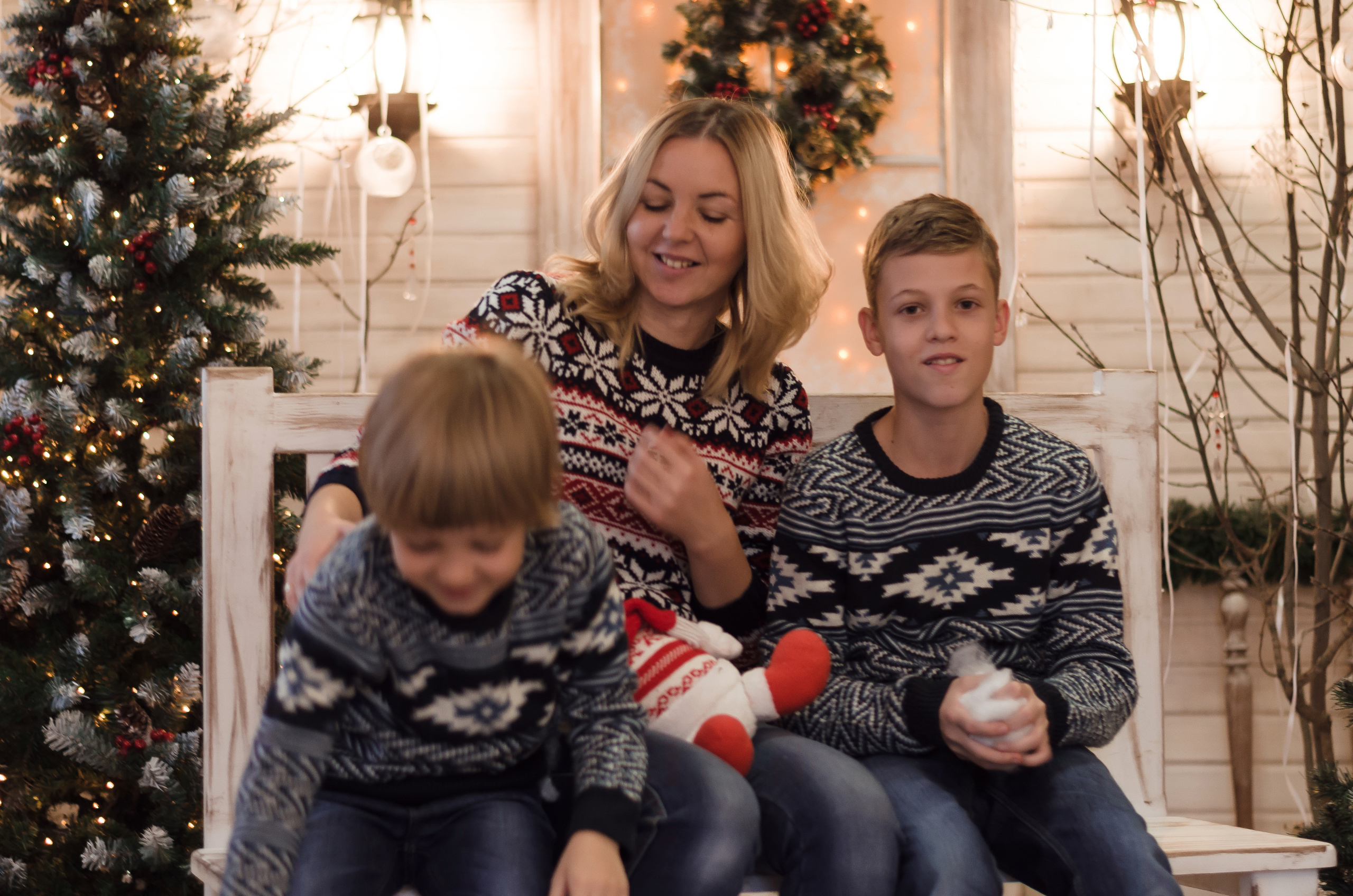 Отец, дочь и два внука. Предновогодняя съемка. Фотограф Ирина Курта