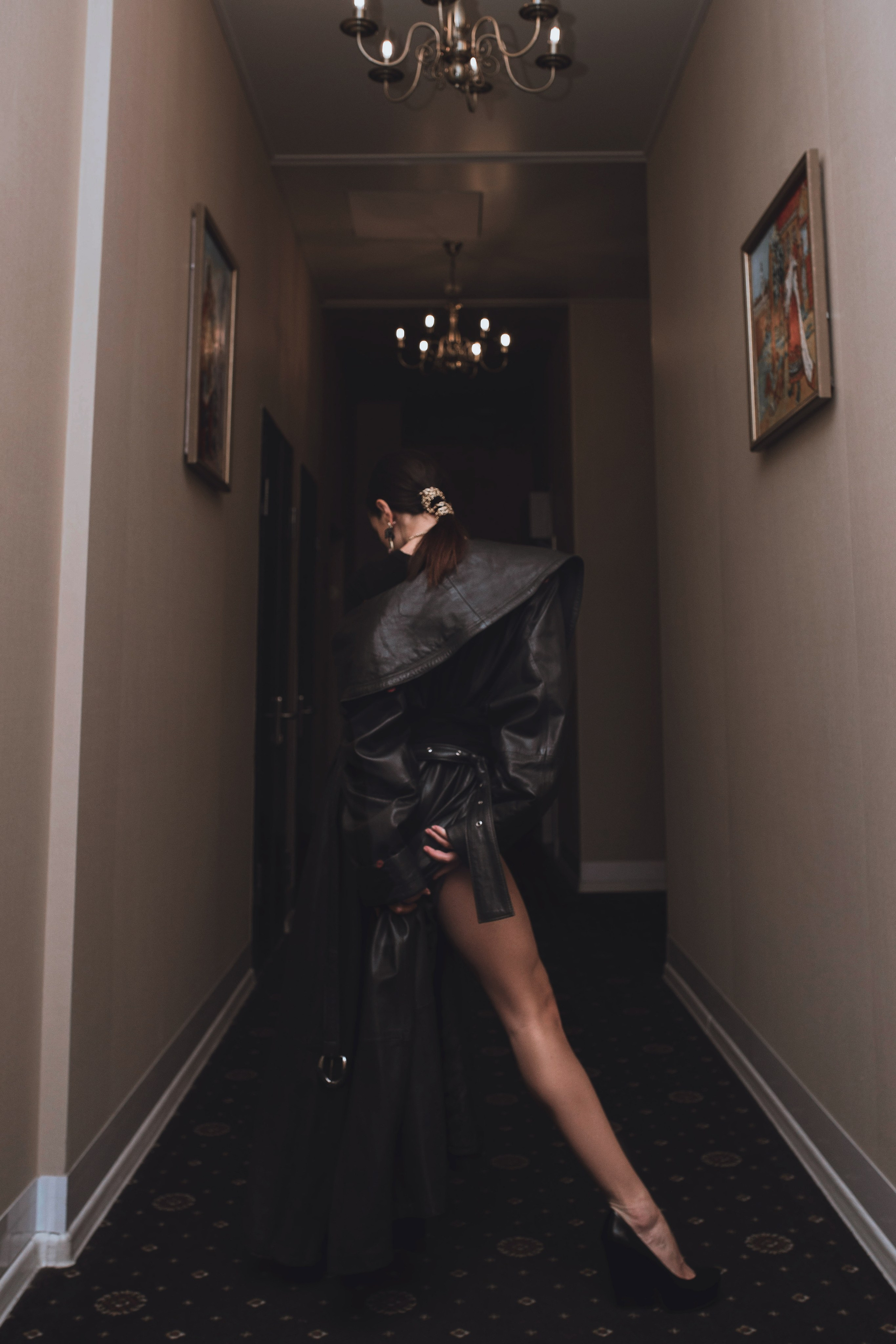 Hotel. Портретный фотограф Крис