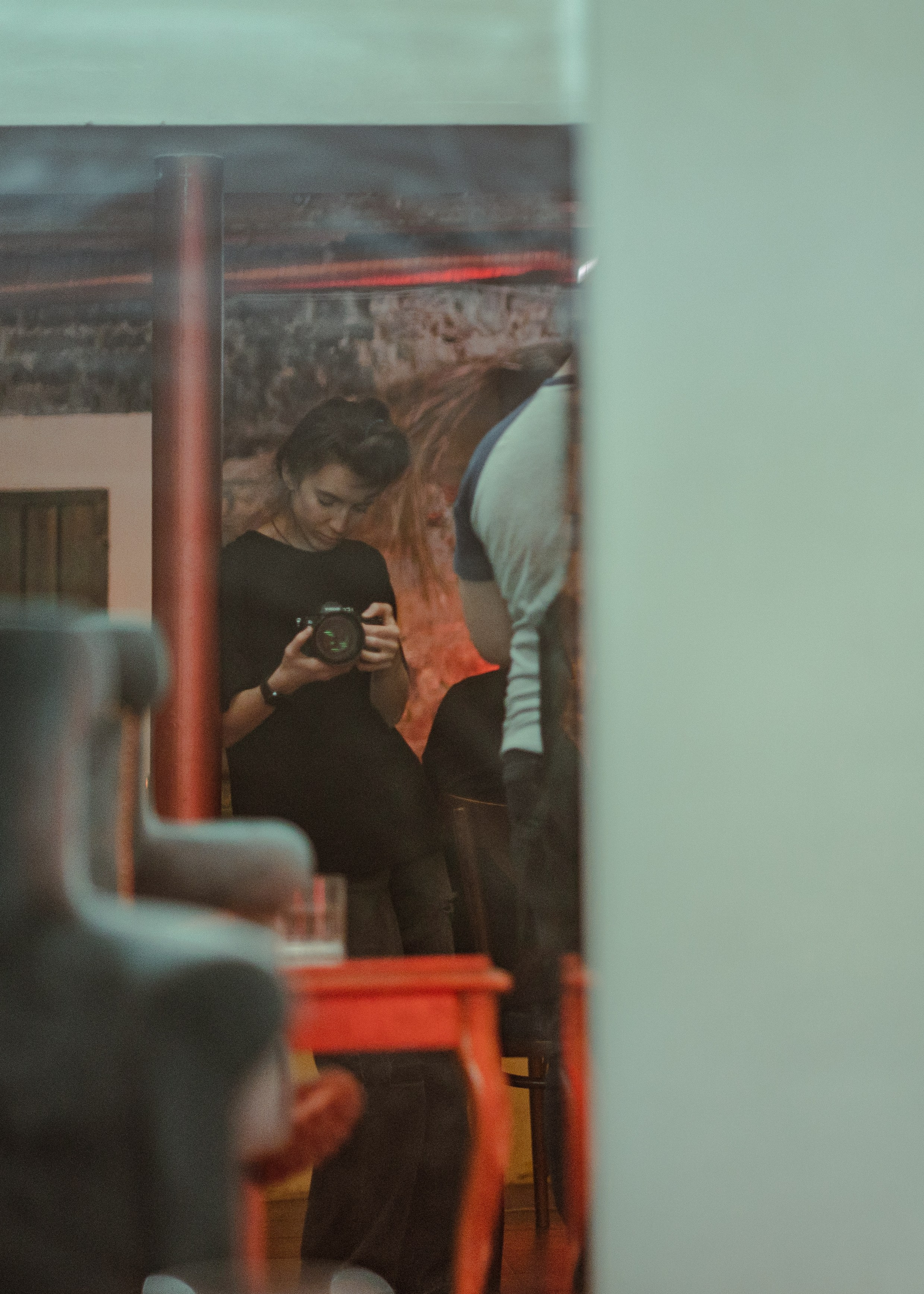 Презентация поэтического сборника. Творческие фотосессии в Москве. Фотоальбом лидера группы ЯЛО